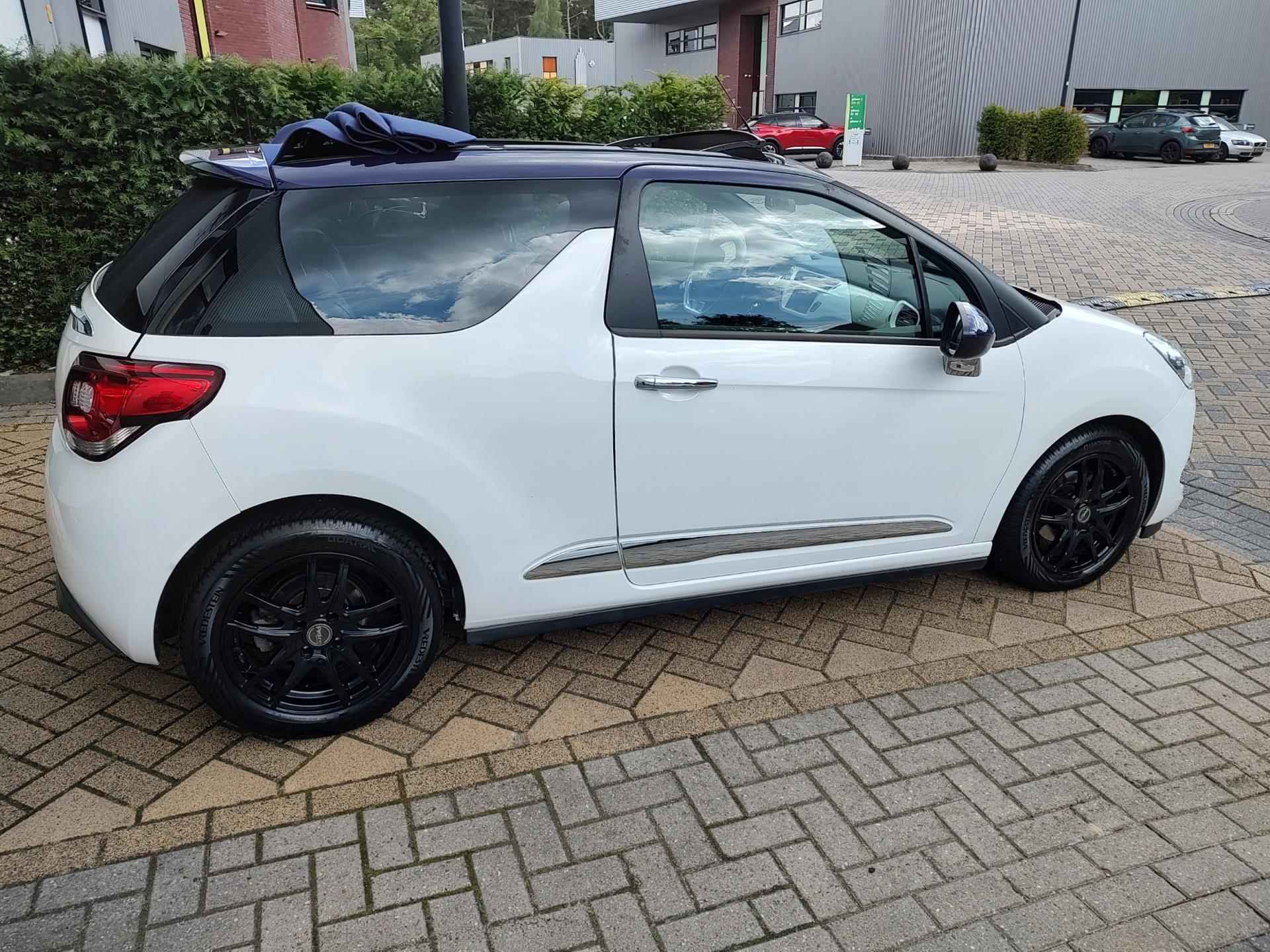 Citroen DS3 Cabrio 1.6 VTi So Chic Cabrio Vol-Automaat Leder Navi - 10/22