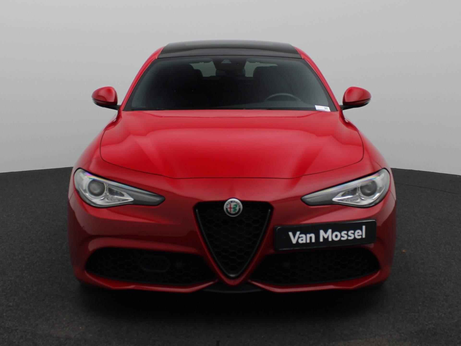 Alfa Romeo Giulia 2.0T Sprint | Lederen Bekleding | Schuifdak | Stoelverwarming | Memory | Camera | - 3/41