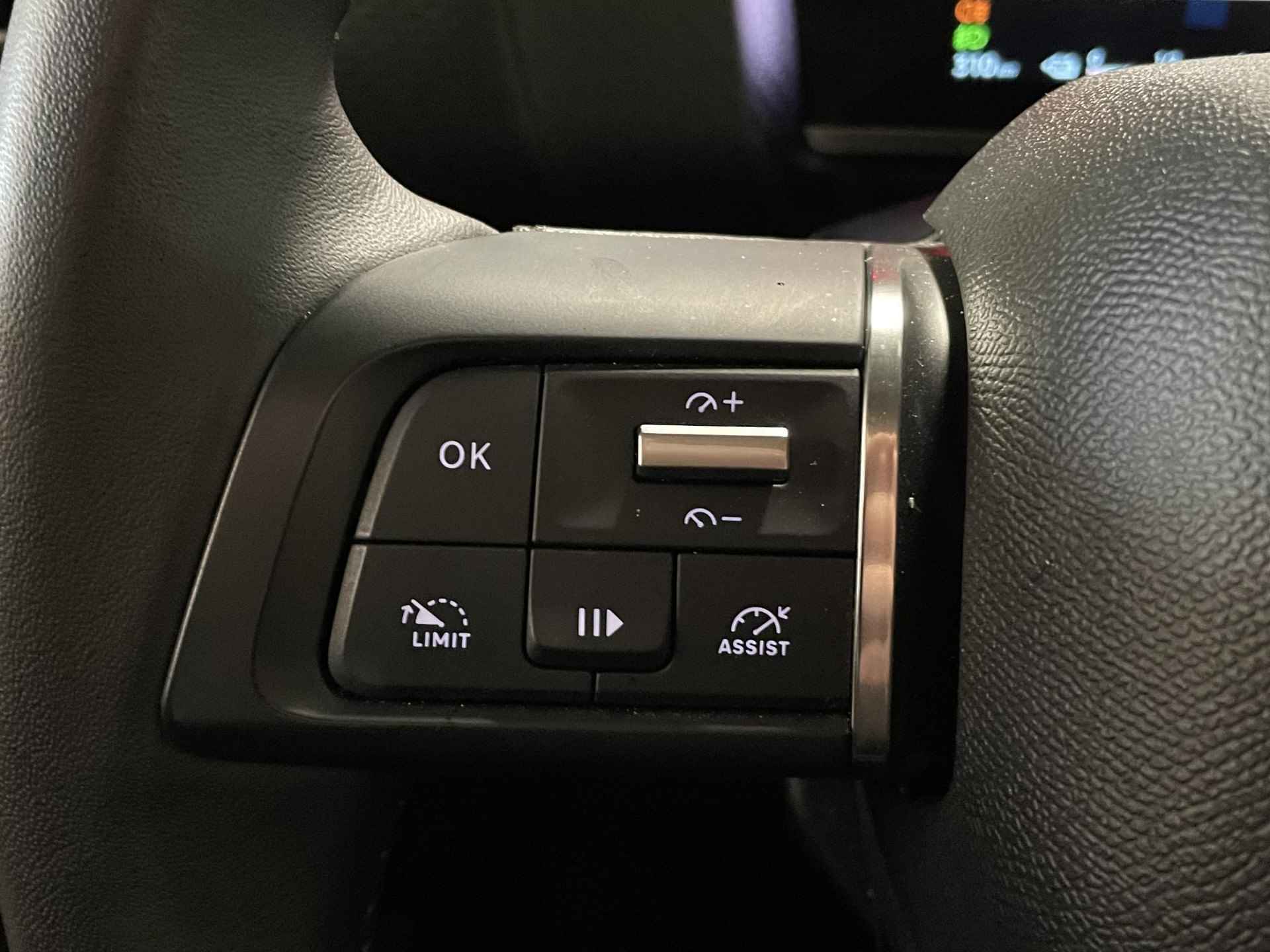 Citroen C4 Feel Pack 50 kWh | NAVIGATIE | CAMERA | CLIMATE CONTROL | APPLE CARPLAY/ANDROID AUTO | CAMERA | PDC | LMV 18 INCH - 10/35