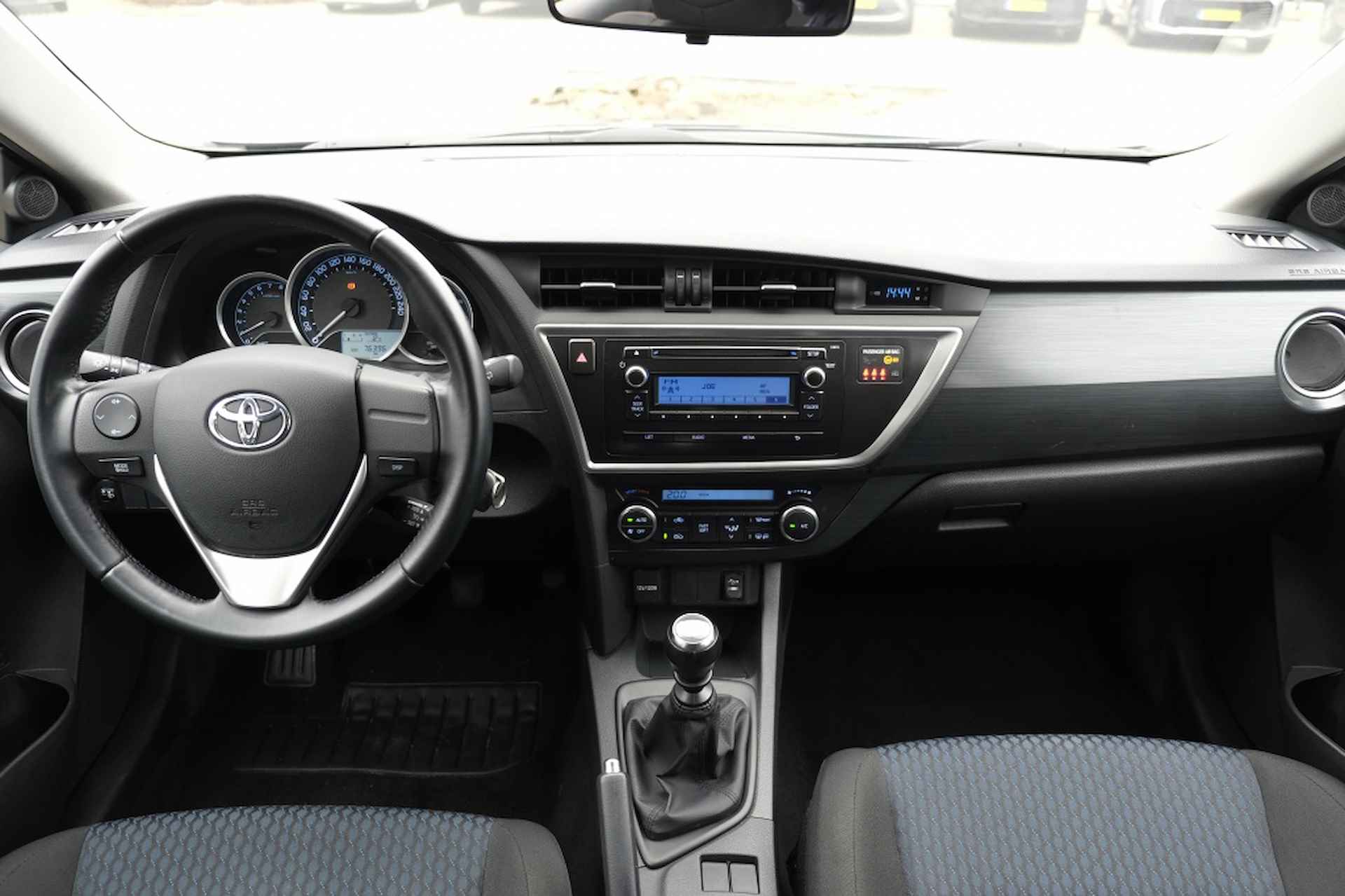 Toyota Auris 5-deurs 1.6 VVT-i 132PK NOW | Airco | Trekhaak | Trekgewicht 130 - 3/38