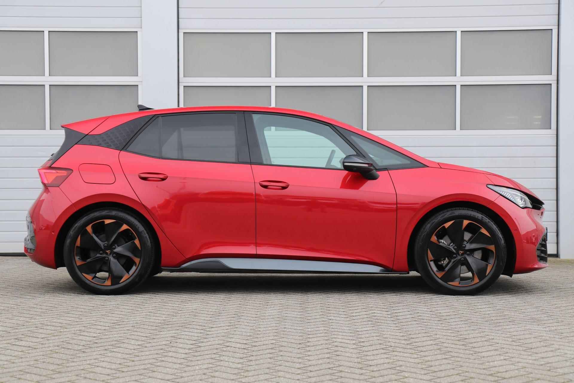 CUPRA Born 232pk Business 62 kWh | SoH 95% | 360 Camera | Stoelverwarming | Navigatie - 2/31