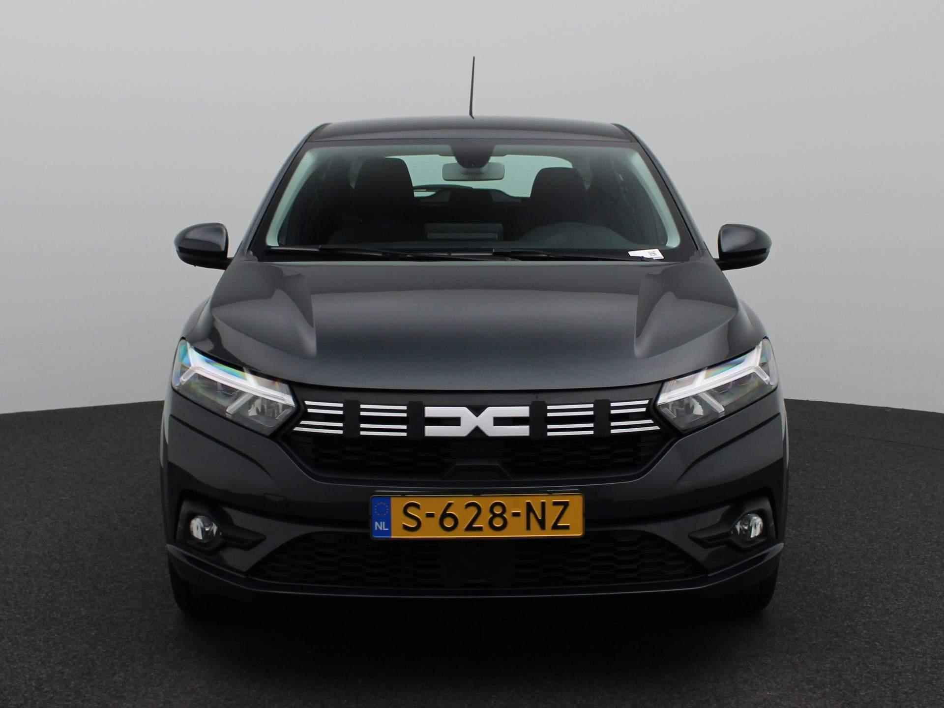 Dacia Sandero 1.0 TCe Expression 90pk | Navigatie | Apple Carplay & Android Auto | Parkeersensoren achter | Airco - 3/32