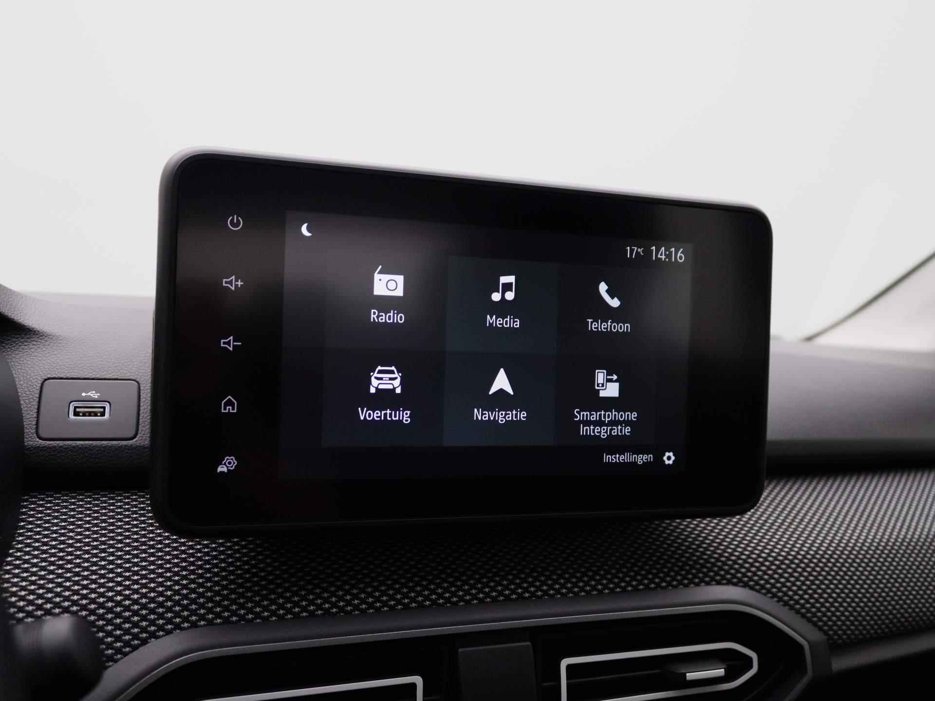 Dacia Sandero 1.0 TCe Expression 90pk | Navigatie | Apple Carplay & Android Auto | Parkeersensoren achter | Airco - 24/32