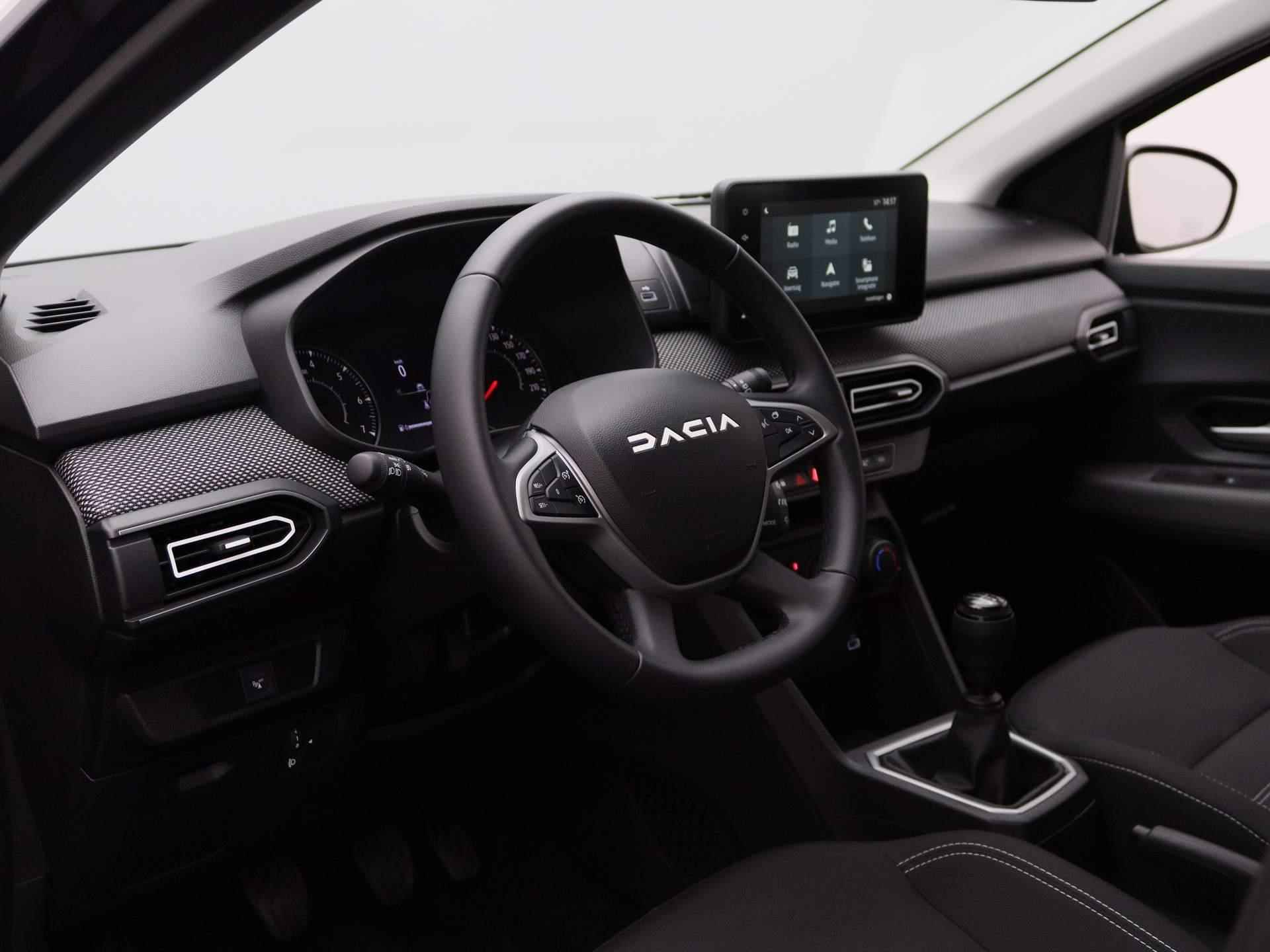 Dacia Sandero 1.0 TCe Expression 90pk | Navigatie | Apple Carplay & Android Auto | Parkeersensoren achter | Airco - 25/32