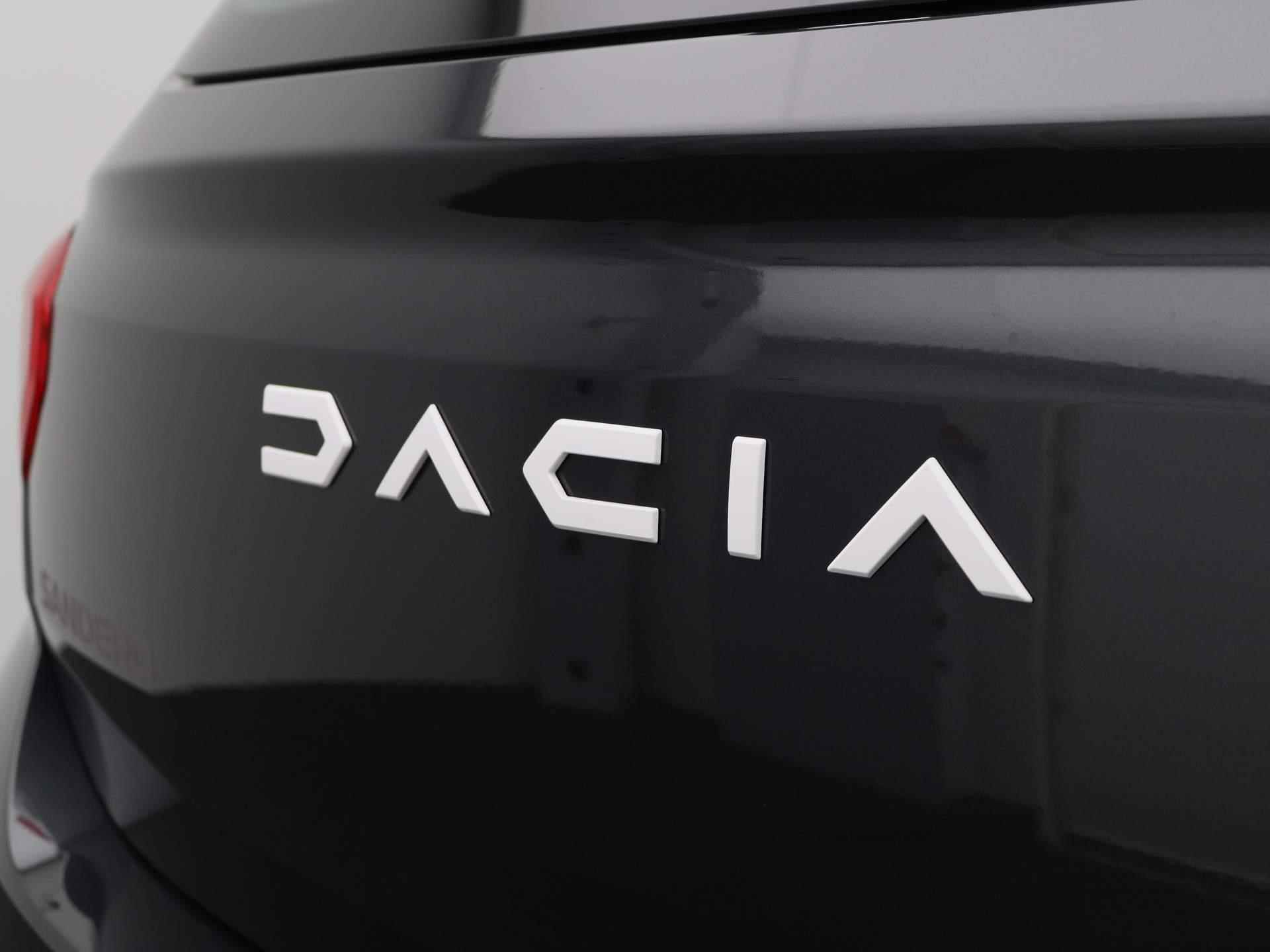 Dacia Sandero 1.0 TCe Expression 90pk | Navigatie | Apple Carplay & Android Auto | Parkeersensoren achter | Airco - 26/32