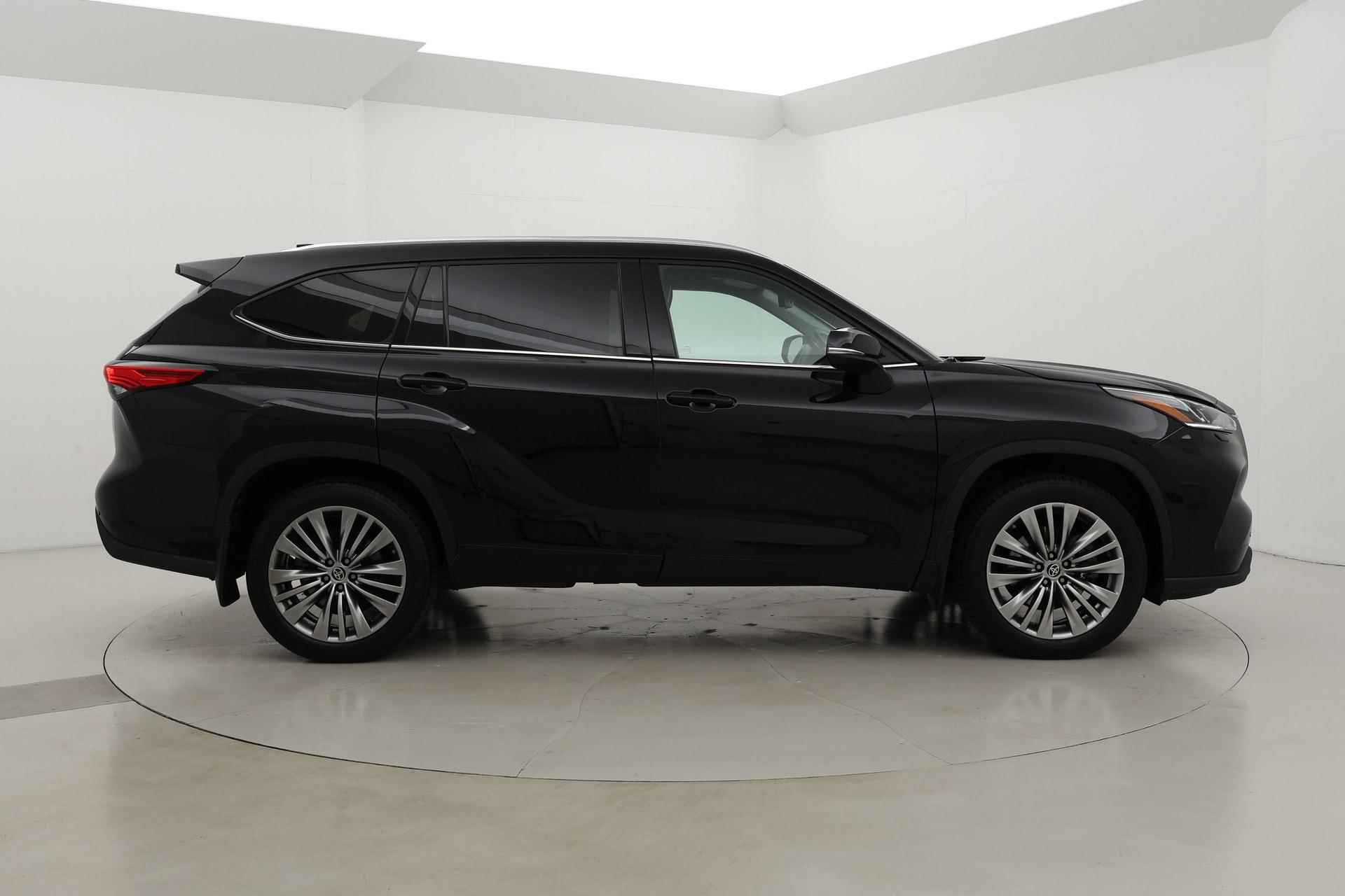 Toyota Highlander 7 pers. 2.5 AWD Hybrid Executive | Trekhaak | Leder | Navigatie | Stoelverwarming | JBL | 20 inch - 21/43