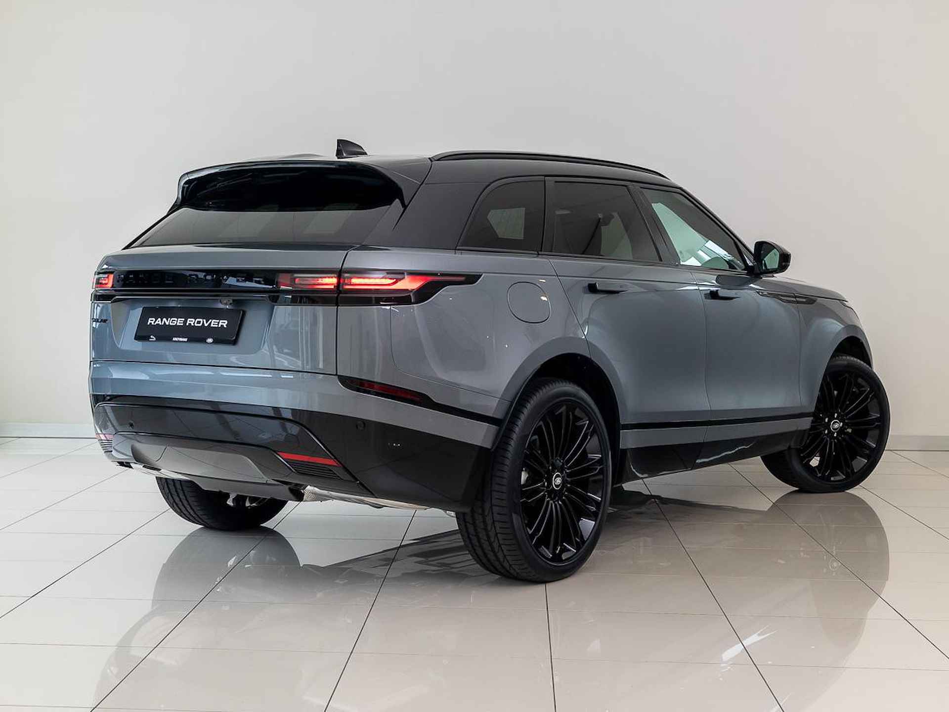 Land Rover Range Rover Velar P400e AWD Dynamic HSE | 22" | Massage | HuD | Meridian Surround - 2/26