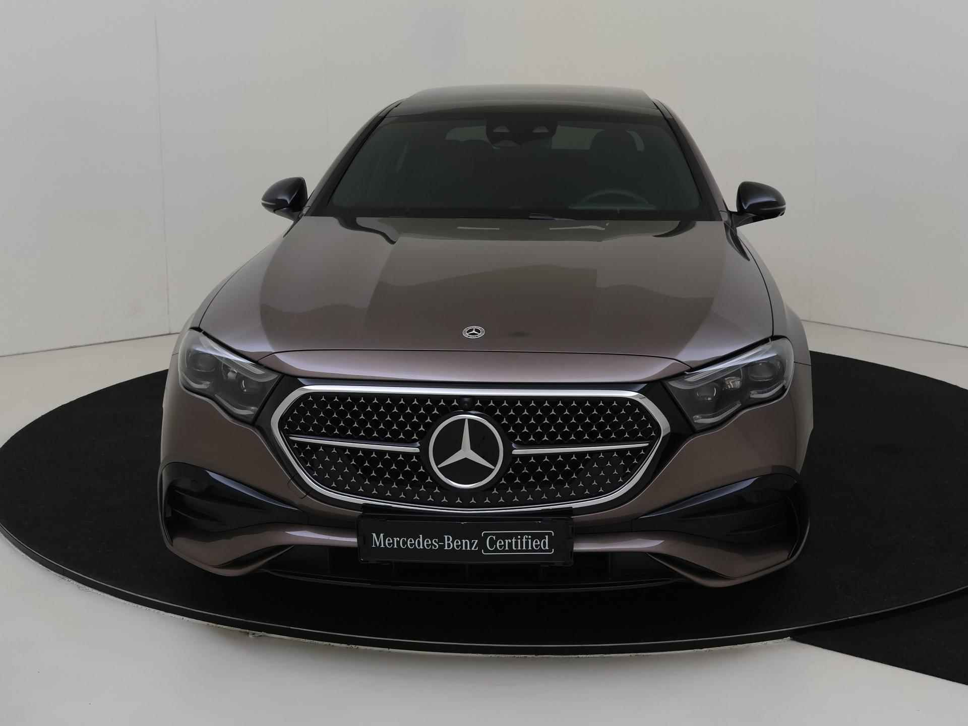 Mercedes-Benz E-klasse 300 e 4MATIC AMG Line / Premium/ AIRMATIC/ Achterasbesturing/ Massage/ Stoelverwarming- & Ventilatie/ 20 inch/ SUPERSCREEN/ DISTRONIC Plus - 9/38