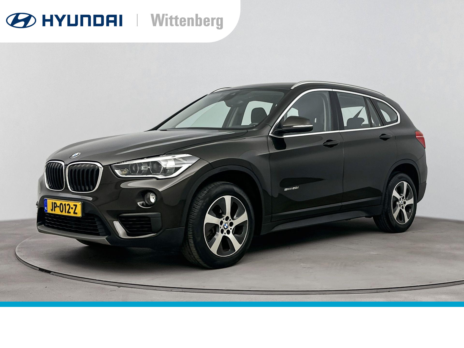 BMW X1 sDrive20i Centennial Executive Trekhaak, Navigatie.