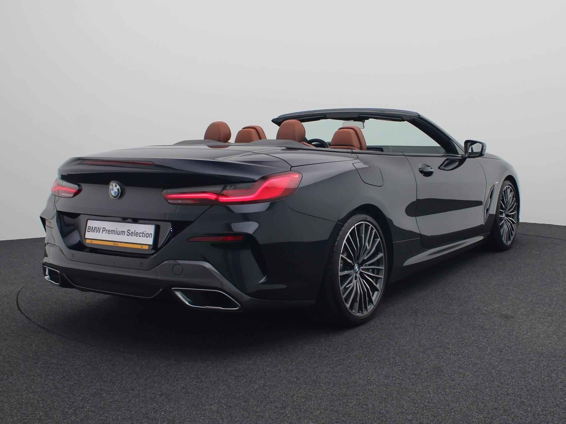 BMW 8 Serie Cabrio 840i High Executive M Sportpakket 20'' / CoPilot Pack / Soft Close - 2/32