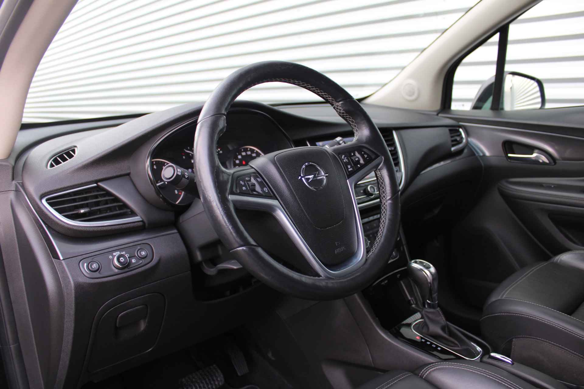 Opel Mokka X 1.4 Turbo Innovation | Airco | Navi | 18" LM | Camera | - 28/37