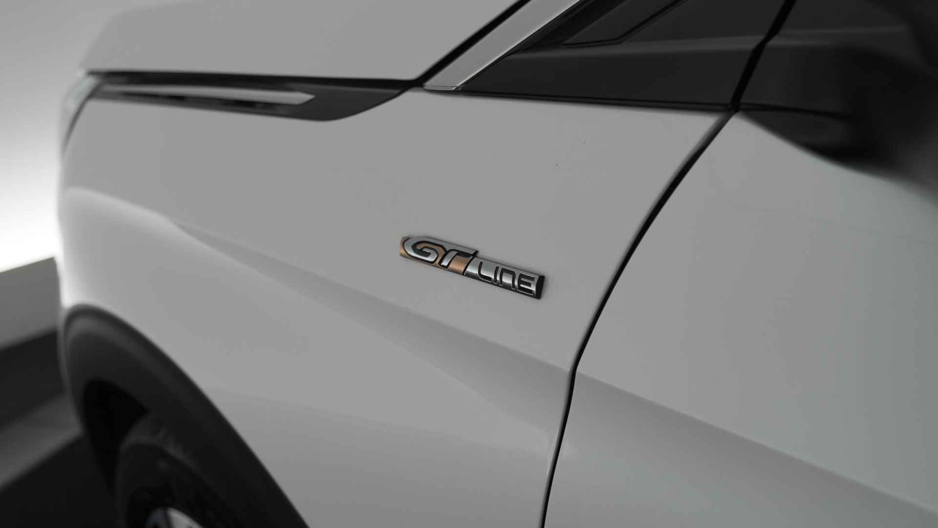 Peugeot 3008 PureTech 130 GT-Line | Dodehoekdetectie | Apple Carplay | Stoelverwarming | Parkeersensoren - 4/72