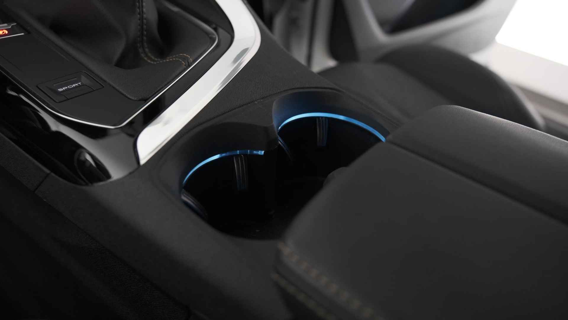 Peugeot 3008 PureTech 130 GT-Line | Dodehoekdetectie | Apple Carplay | Stoelverwarming | Parkeersensoren - 31/72