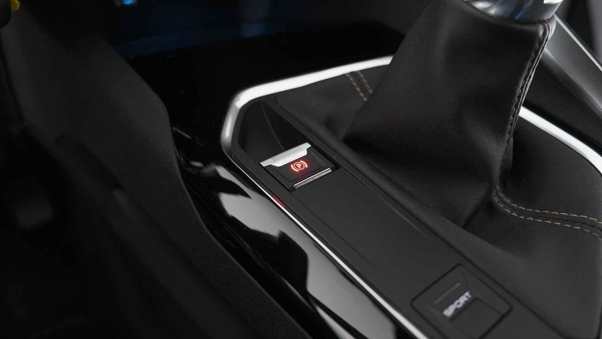 Peugeot 3008 PureTech 130 GT-Line | Dodehoekdetectie | Apple Carplay | Stoelverwarming | Parkeersensoren - 33/72