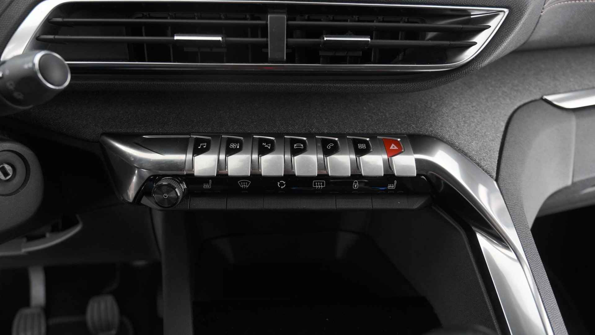 Peugeot 3008 PureTech 130 GT-Line | Dodehoekdetectie | Apple Carplay | Stoelverwarming | Parkeersensoren - 36/72