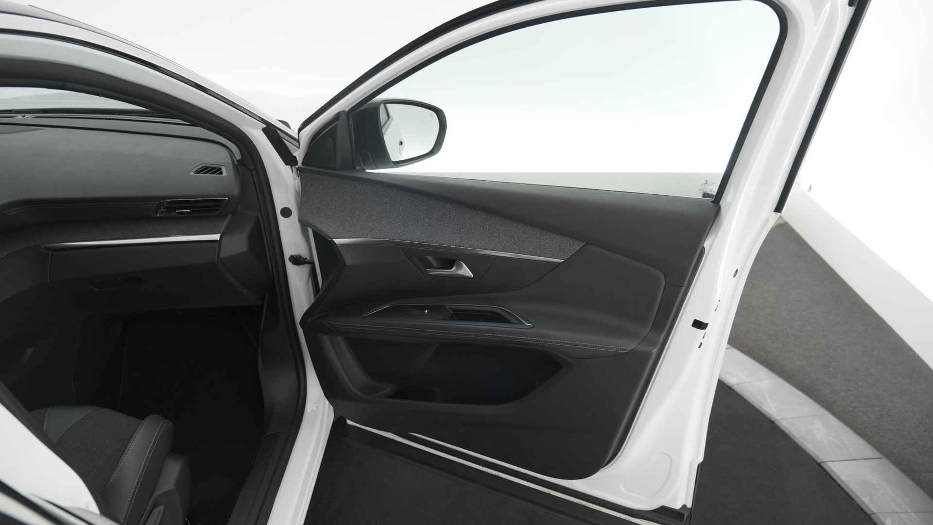 Peugeot 3008 PureTech 130 GT-Line | Dodehoekdetectie | Apple Carplay | Stoelverwarming | Parkeersensoren - 59/72