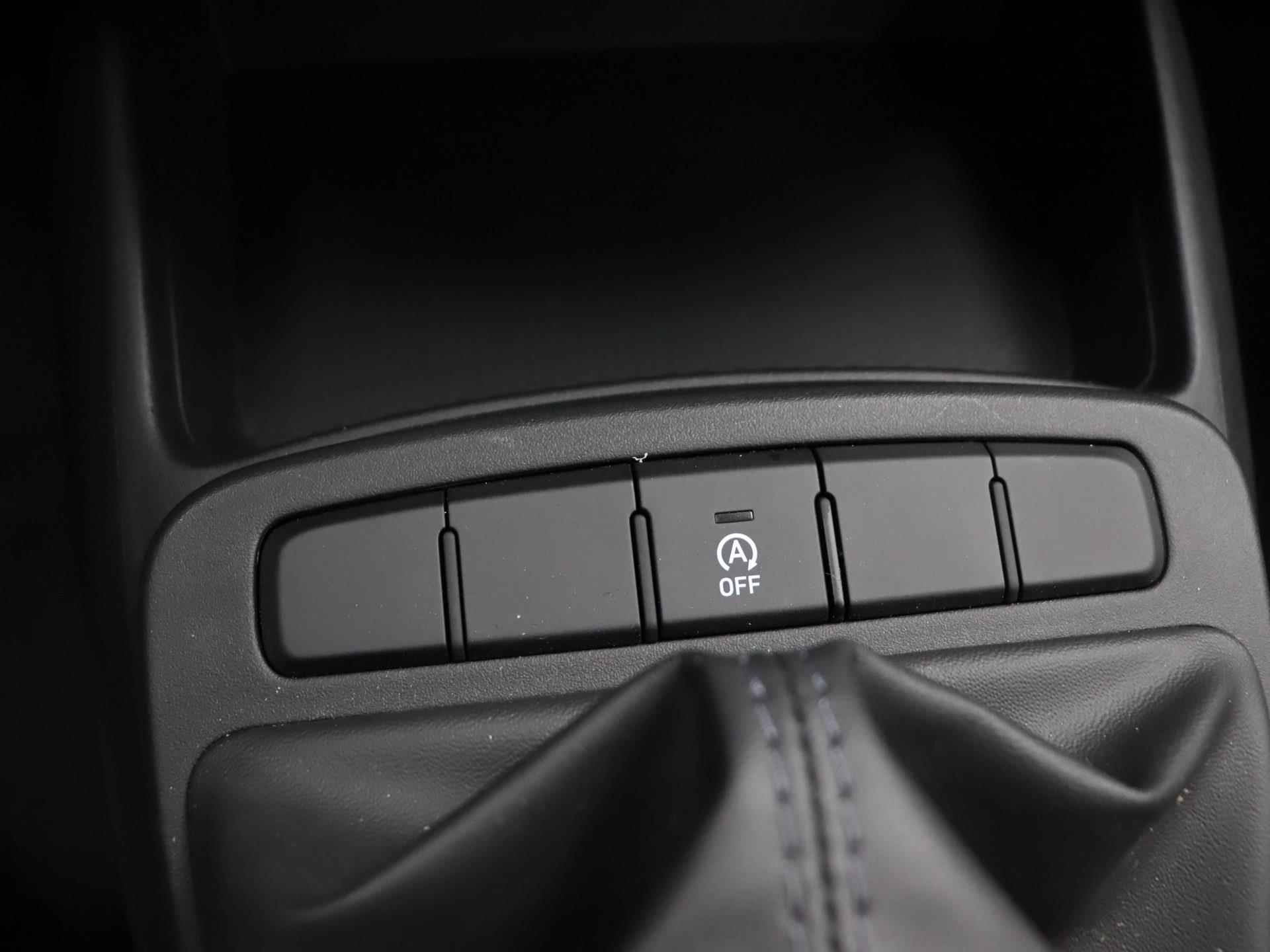 Hyundai i10 1.0 Comfort Smart | Incl. €1000,- Smart Bonus! | In bestelling | Navigatie | Camera | Apple Carplay | Cruise control | Airco | - 18/28