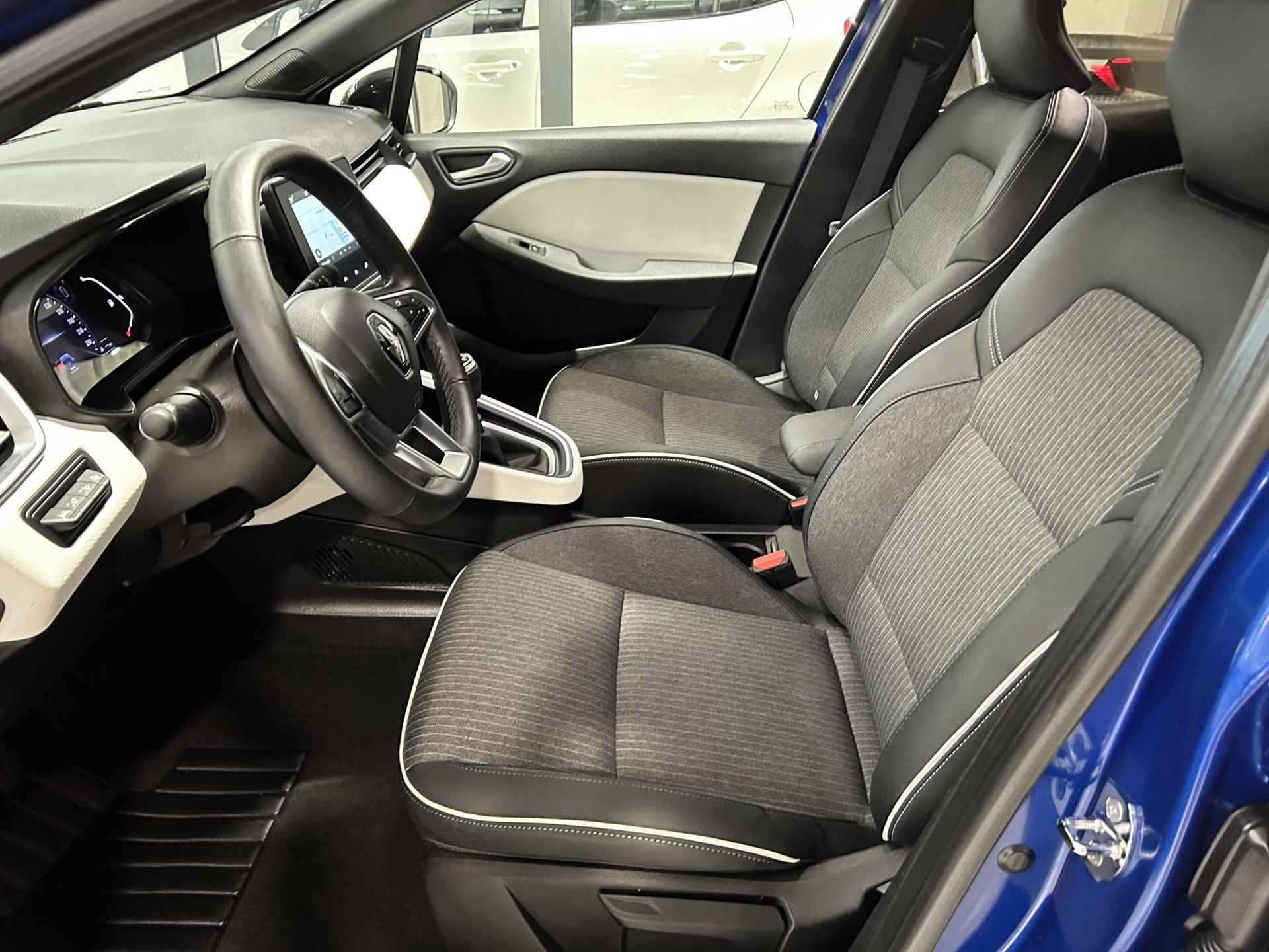 Renault Clio 1.0 TCe 90 Techno Navi|Stoel en Stuurverwarming|Parkeersensoren|Camera| Apple Carplay Android Auto - 12/45