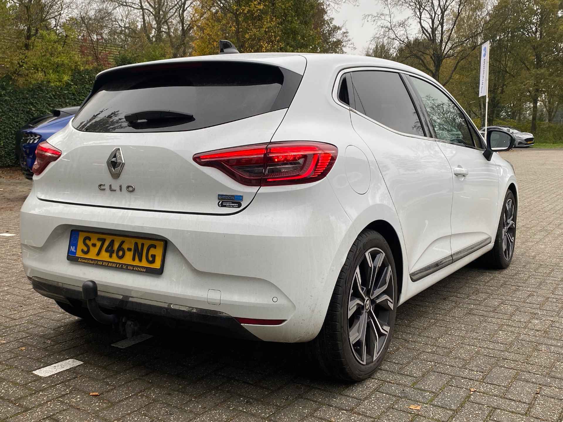 Renault Clio 1.6 E-Tech Hybrid 145 E-Tech Engineered | 360 CAMERA | 360 PARKEER SENSOREN | VIRTUAL COCKPIT | NAVI | CLIMA | TREKHAAK | DODE H - 3/11