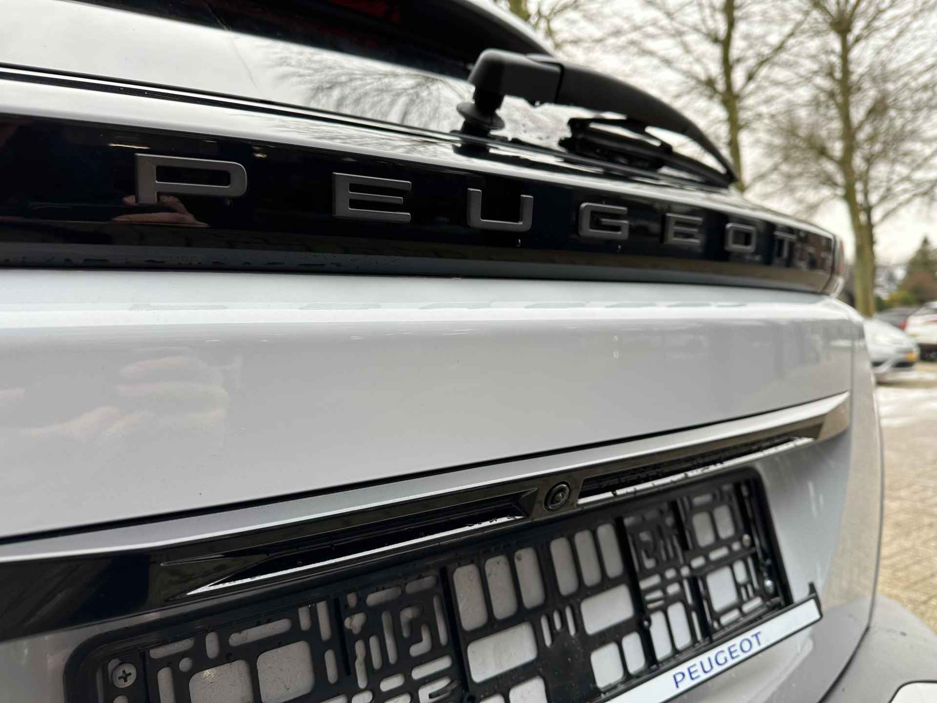 Peugeot 2008 1.2 Turbo 100 PK Allure | Bouwjaar 2024 | Nieuwste Model ! | Digitaal Instrumentarium | HD Camera | Full Screen Navigatie | LED Verlichting | Climate Control | Lichtmetalen Velgen | Draadloze Apple Carplay & Android Auto | - 52/62