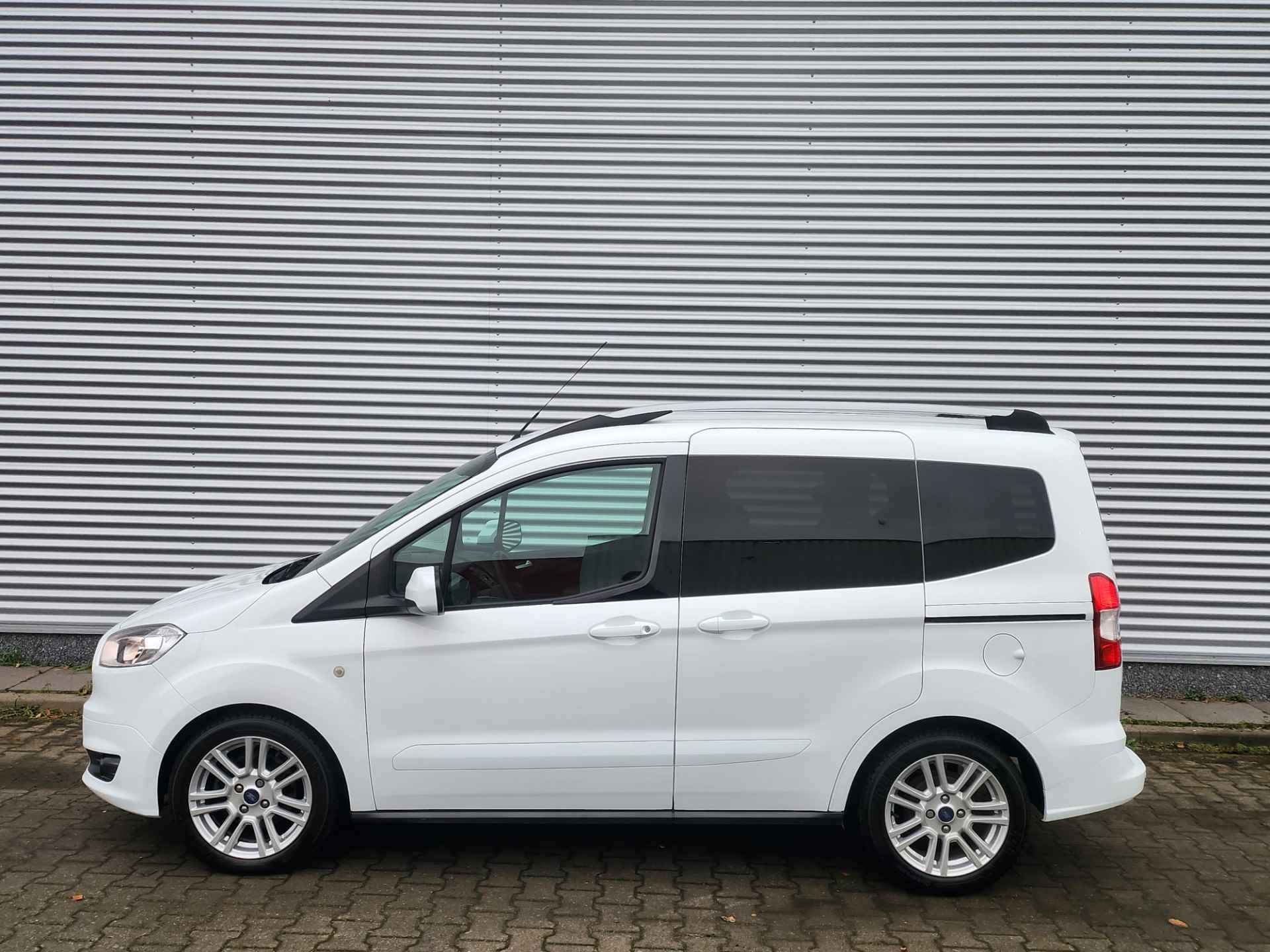 Ford Tourneo Courier 1.0 Titanium | Clima | Cruise | Stoelvw. | Bluetooth | Voorruitvw. | Pdc. | - 2/29