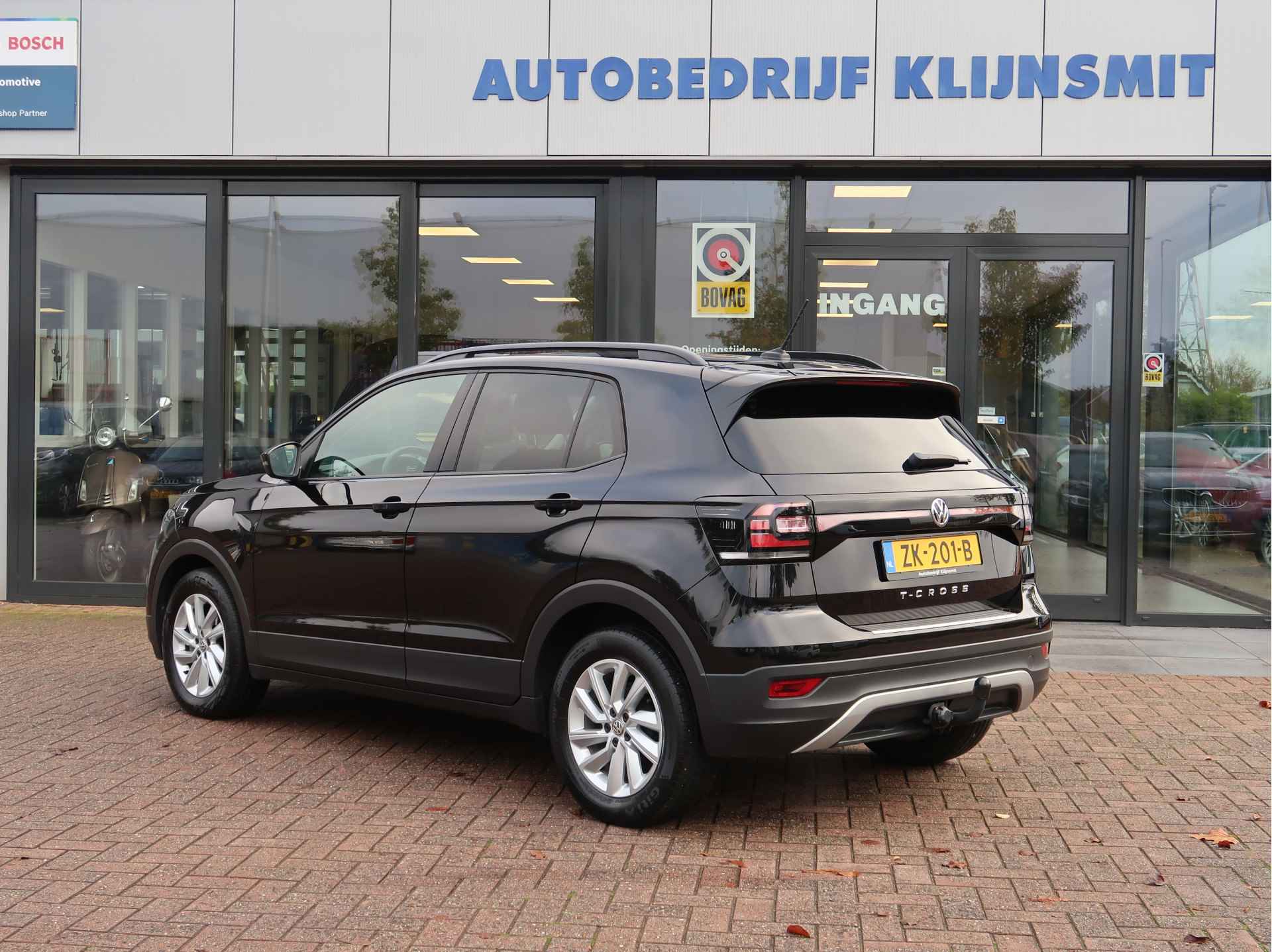 Volkswagen T-Cross 1.0 TSI Life Executive | navigatie | app-connect | trekhaak | - 9/21