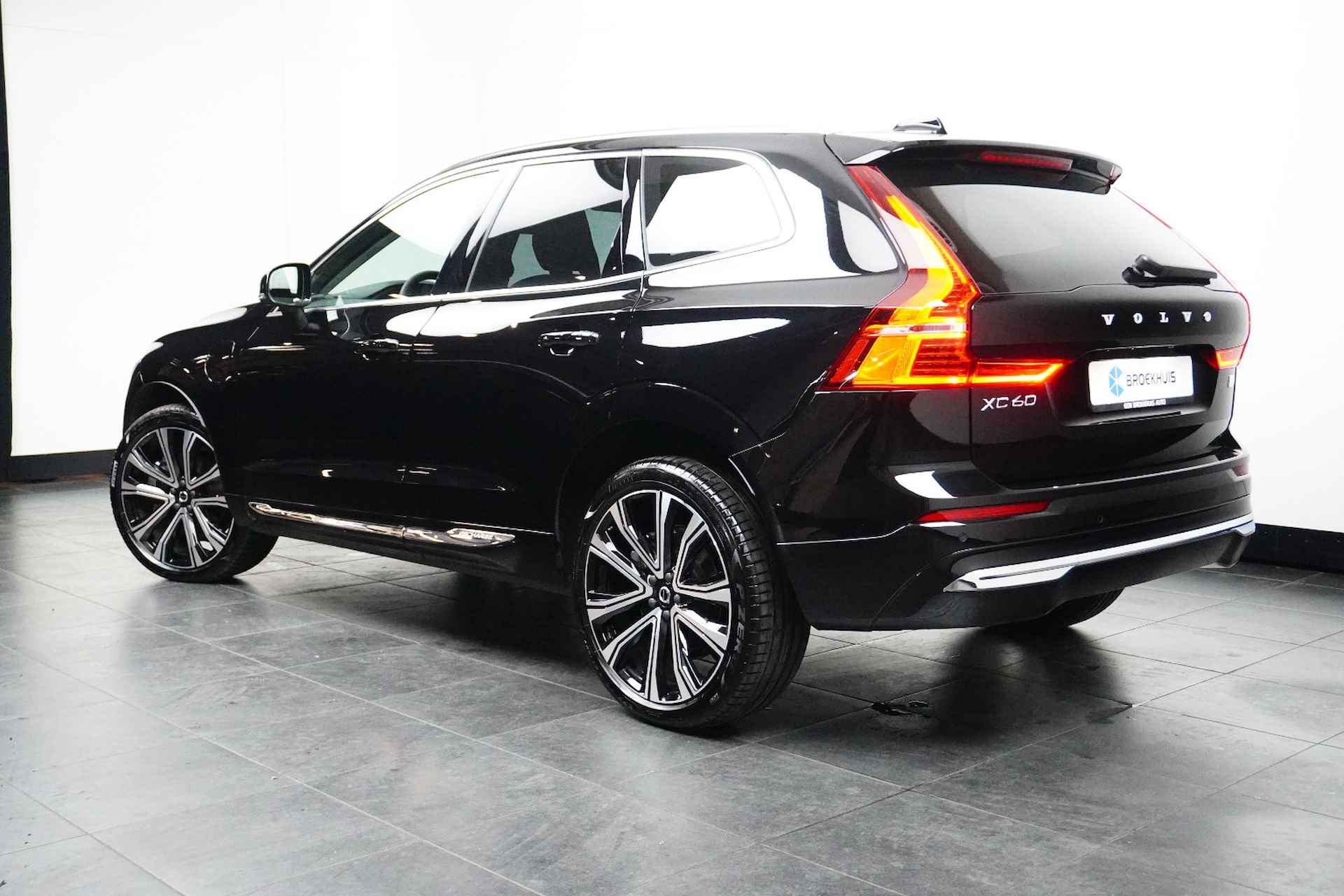 Volvo XC60 2.0 Recharge T6 AWD Plus Bright - 7/25