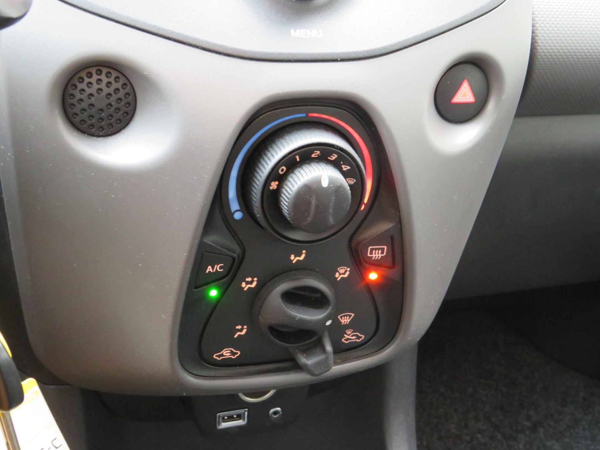 Peugeot 108 1.0 e-VTi Active | Airco | Radio-CD | Bluetooth | Incl. BOVAG Garantie | - 4/39