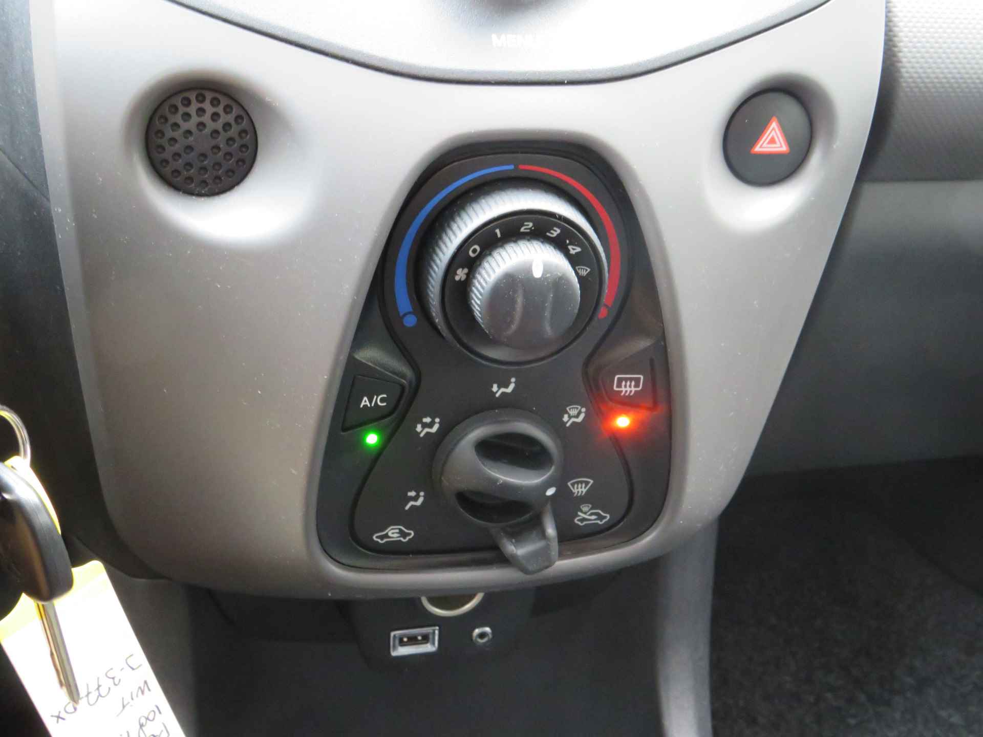 Peugeot 108 1.0 e-VTi Active | Airco | Radio-CD | Bluetooth | Incl. BOVAG Garantie | - 30/39