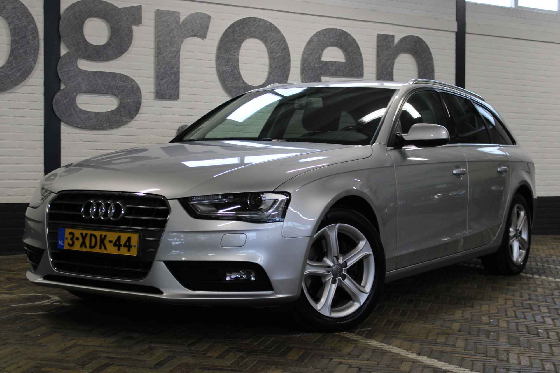 Audi A4 Avant 1.8 TFSI | Edition | Incl. 12 maanden garantie | Afneembare trekhaak | Cruise control | Climate control | Nederlandse auto | Volledig onderhouden | - 3/34