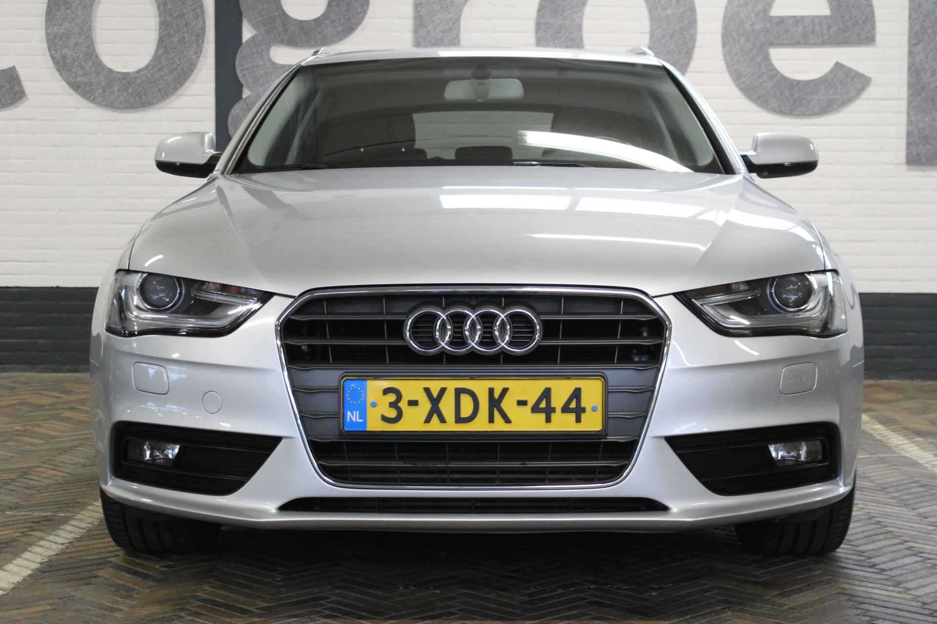 Audi A4 Avant 1.8 TFSI | Edition | Incl. 12 maanden garantie | Afneembare trekhaak | Cruise control | Climate control | Nederlandse auto | Volledig onderhouden | - 6/34