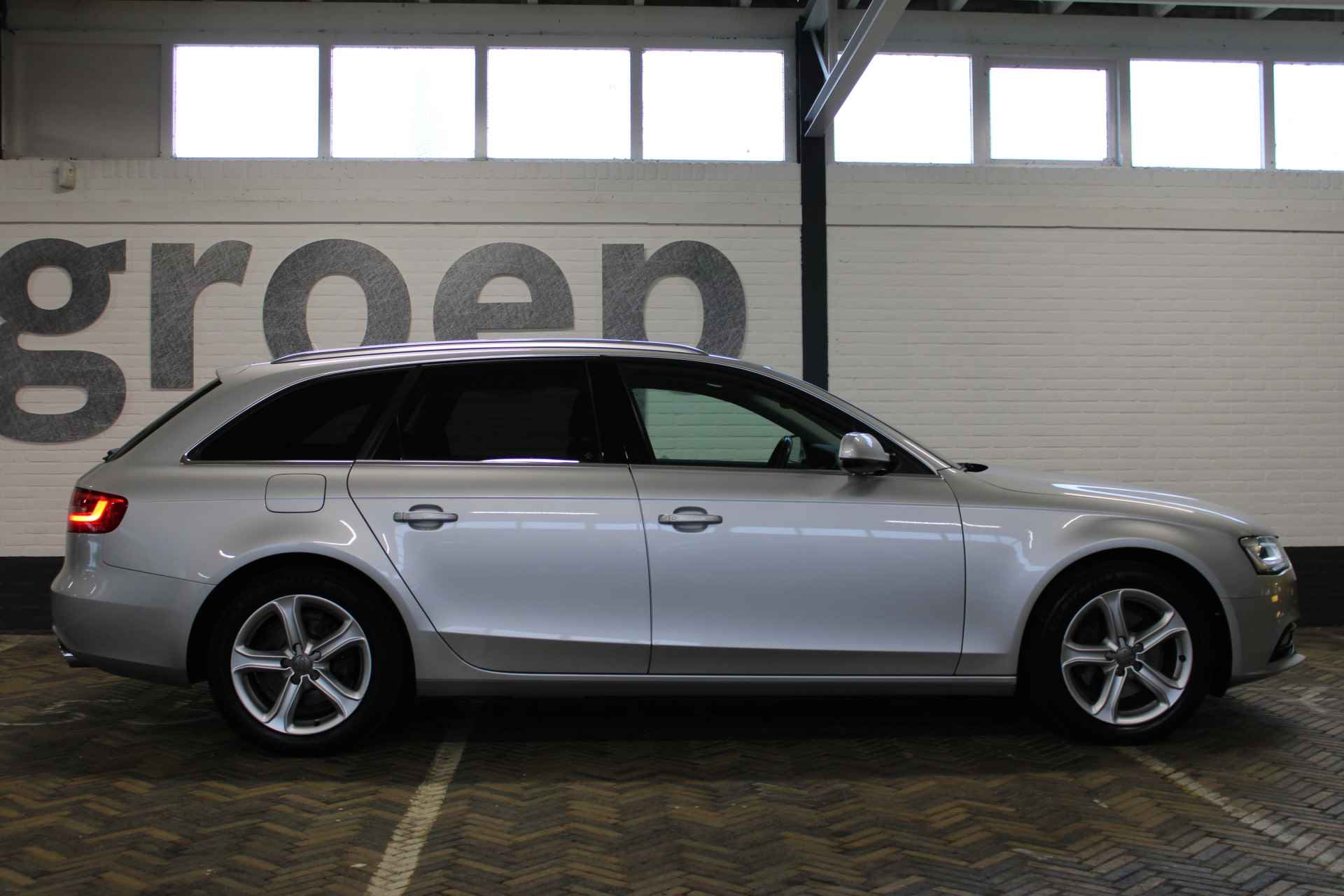 Audi A4 Avant 1.8 TFSI | Edition | Incl. 12 maanden garantie | Afneembare trekhaak | Cruise control | Climate control | Nederlandse auto | Volledig onderhouden | - 10/34