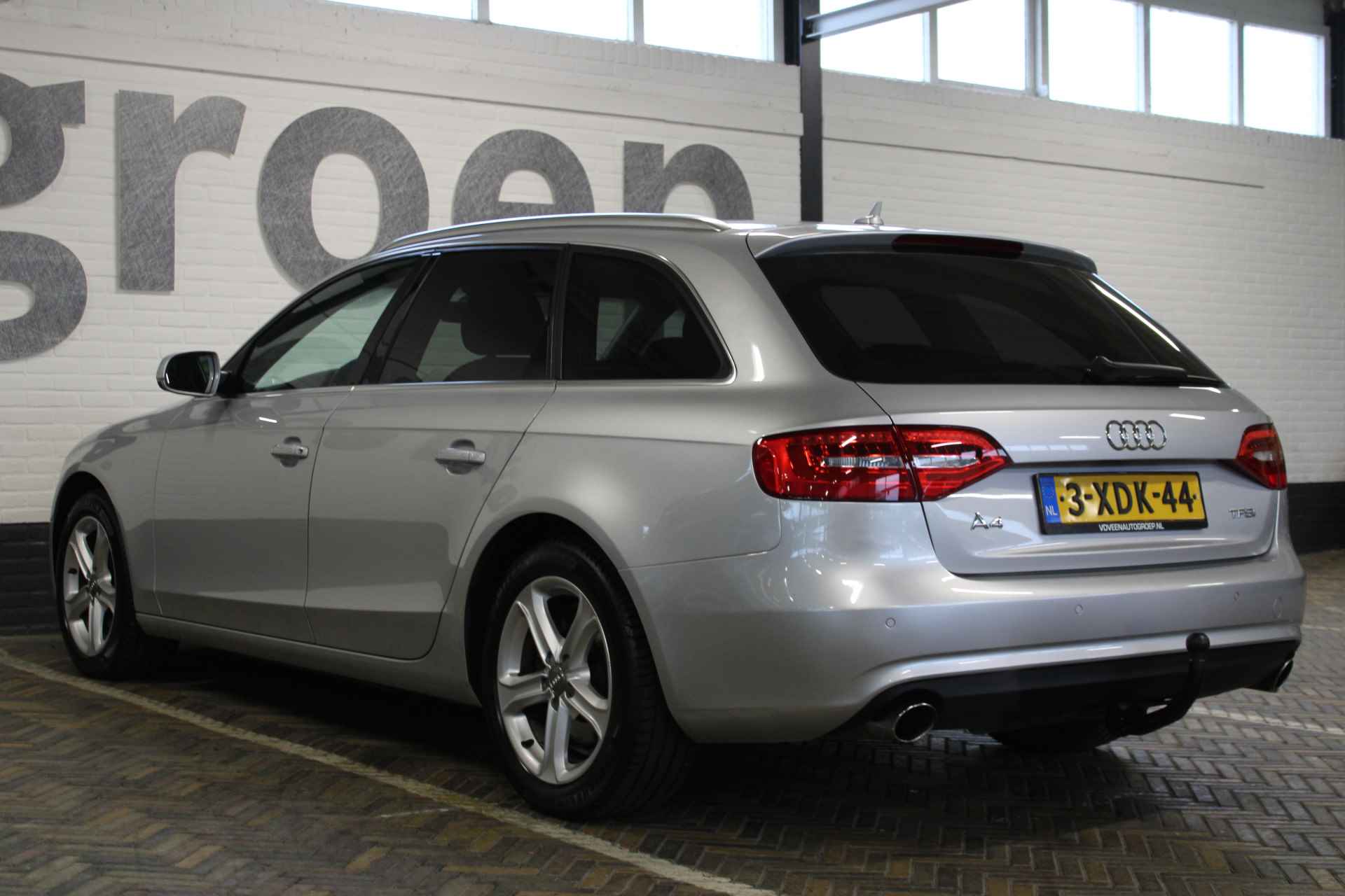 Audi A4 Avant 1.8 TFSI | Edition | Incl. 12 maanden garantie | Afneembare trekhaak | Cruise control | Climate control | Nederlandse auto | Volledig onderhouden | - 16/34