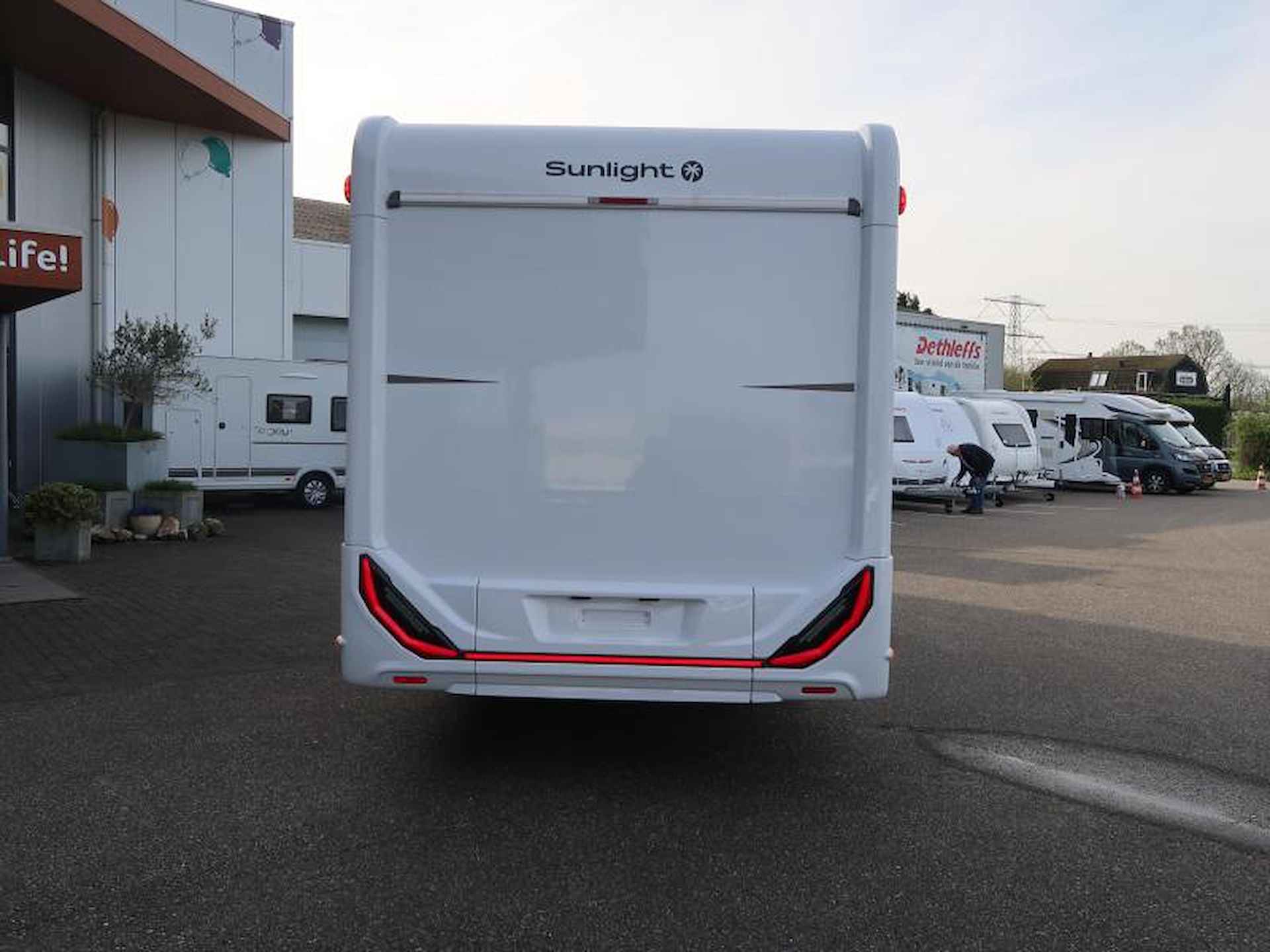 Sunlight T68 Adventure Edition AUT 2 BEDDEN / UIT VOORRAAD!! - 5/25