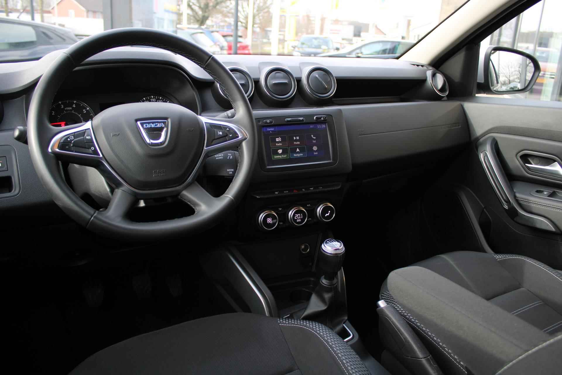 Dacia Duster TCe 125 Prestige | 360 Camera | Navigatie | Stoelverwarming | - 19/28