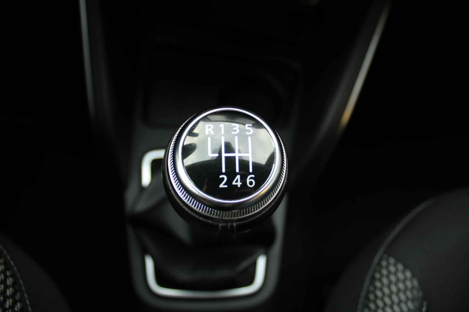 Dacia Duster TCe 125 Prestige | 360 Camera | Navigatie | Stoelverwarming | - 24/28