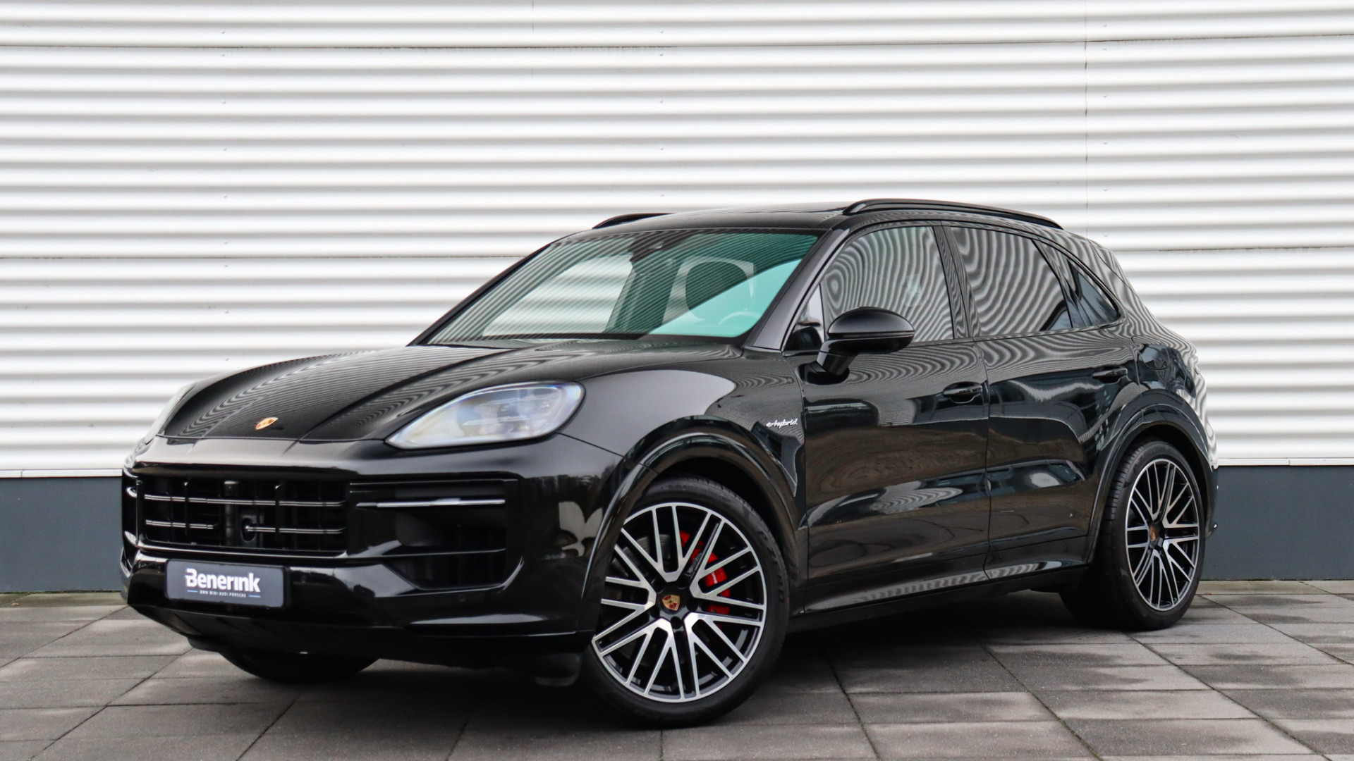 Porsche Cayenne 3.0 S E-Hybrid SportDesign | Massage | InnoDrive | Stoelventilatie | Sportuitlaat | Panoramadak | Soft-Close | BOSE Sound | Trekhaak