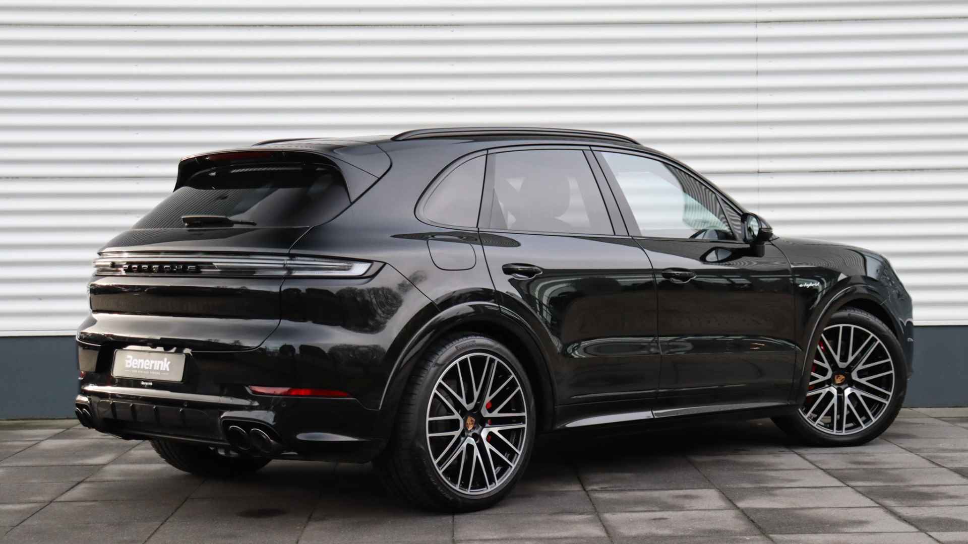 Porsche Cayenne 3.0 S E-Hybrid SportDesign | Massage | InnoDrive | Stoelventilatie | Sportuitlaat | Panoramadak | Soft-Close | BOSE Sound | Trekhaak - 3/35