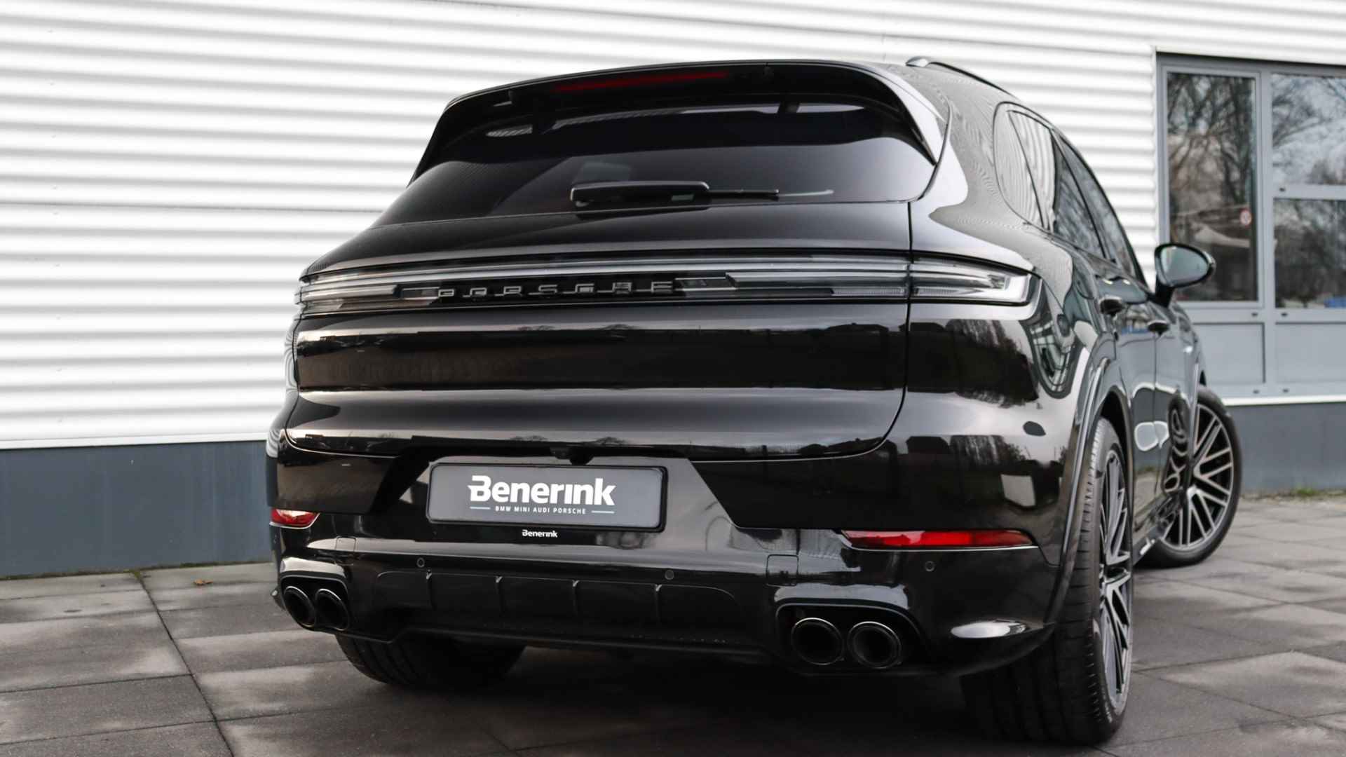 Porsche Cayenne 3.0 S E-Hybrid SportDesign | Massage | InnoDrive | Stoelventilatie | Sportuitlaat | Panoramadak | Soft-Close | BOSE Sound | Trekhaak - 21/35