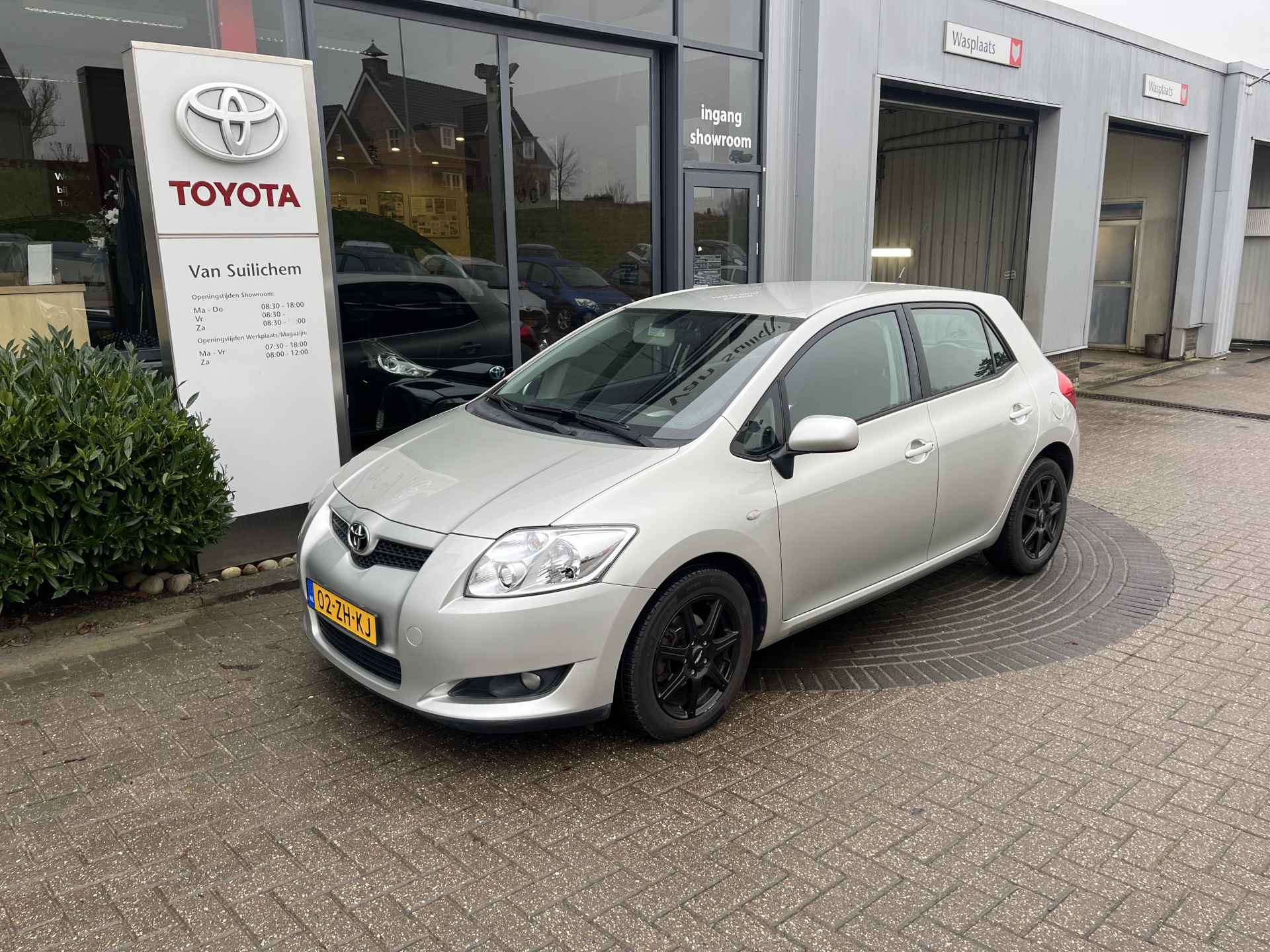 Toyota Auris 1.4-16V Sol - 5/18