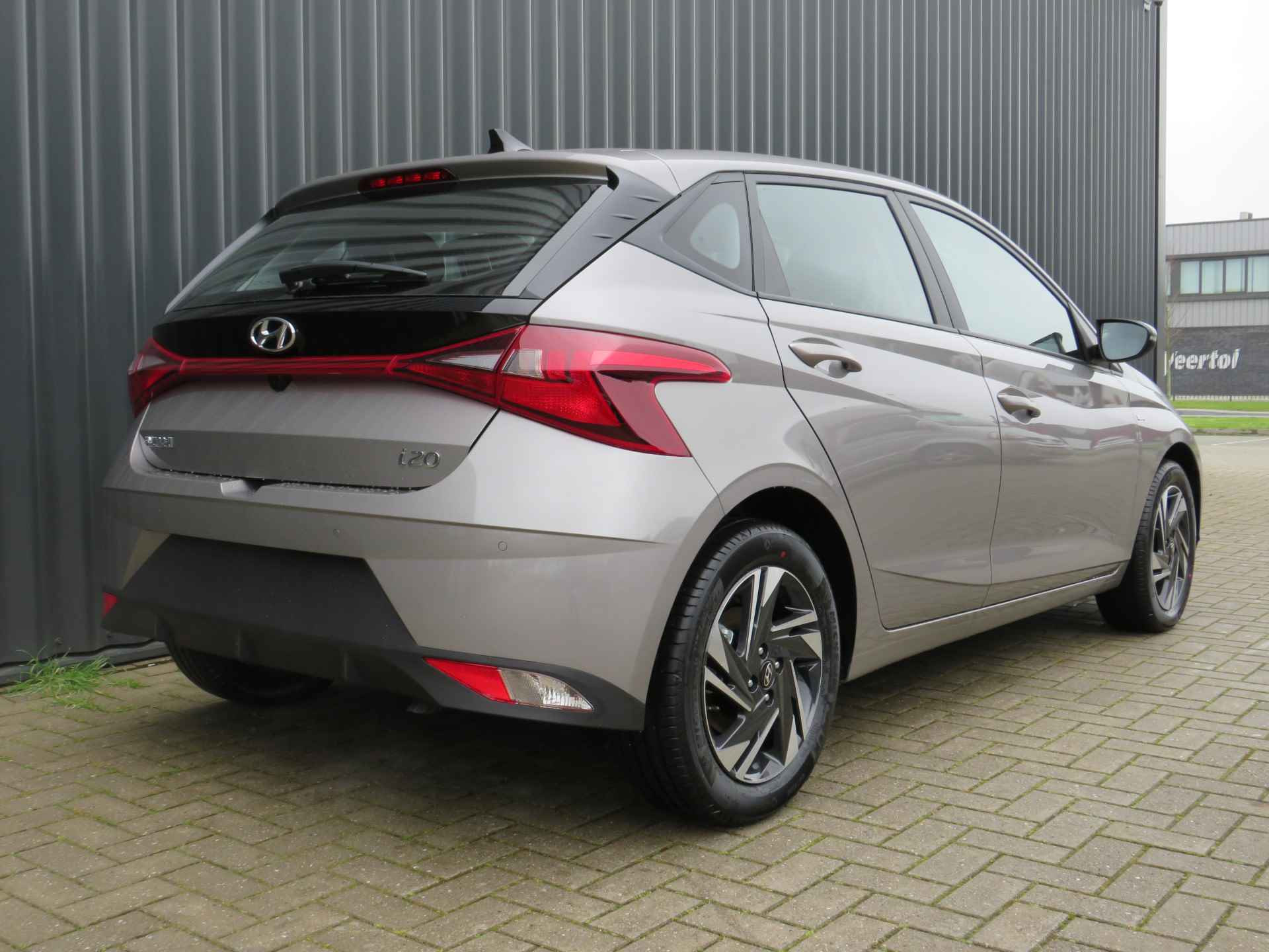 Hyundai i20 1.0 T-GDI Comfort Smart | VAN €26.630 VOOR €24.500 - 6/25