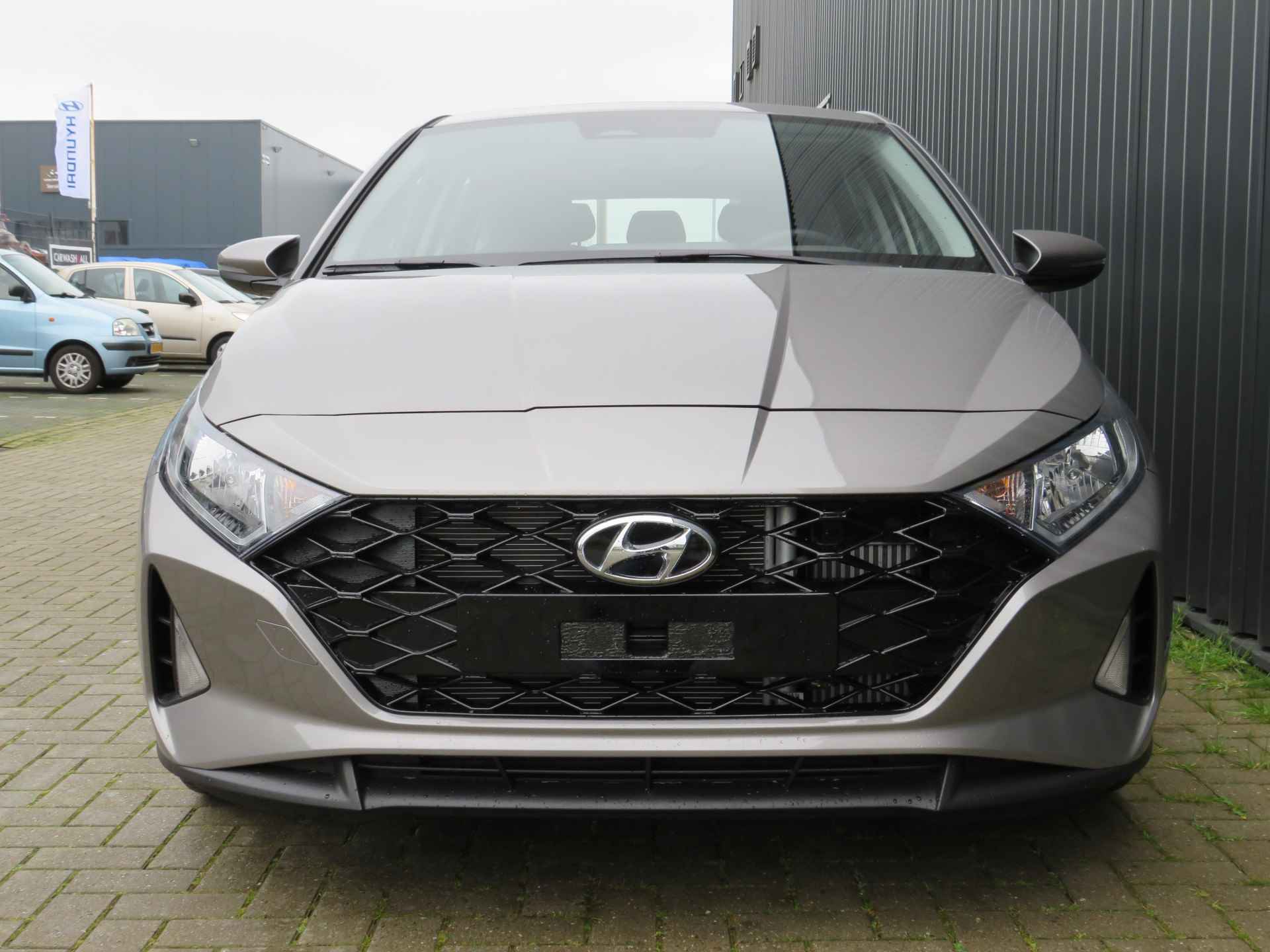 Hyundai i20 1.0 T-GDI Comfort Smart | VAN €26.630 VOOR €24.500 - 9/25