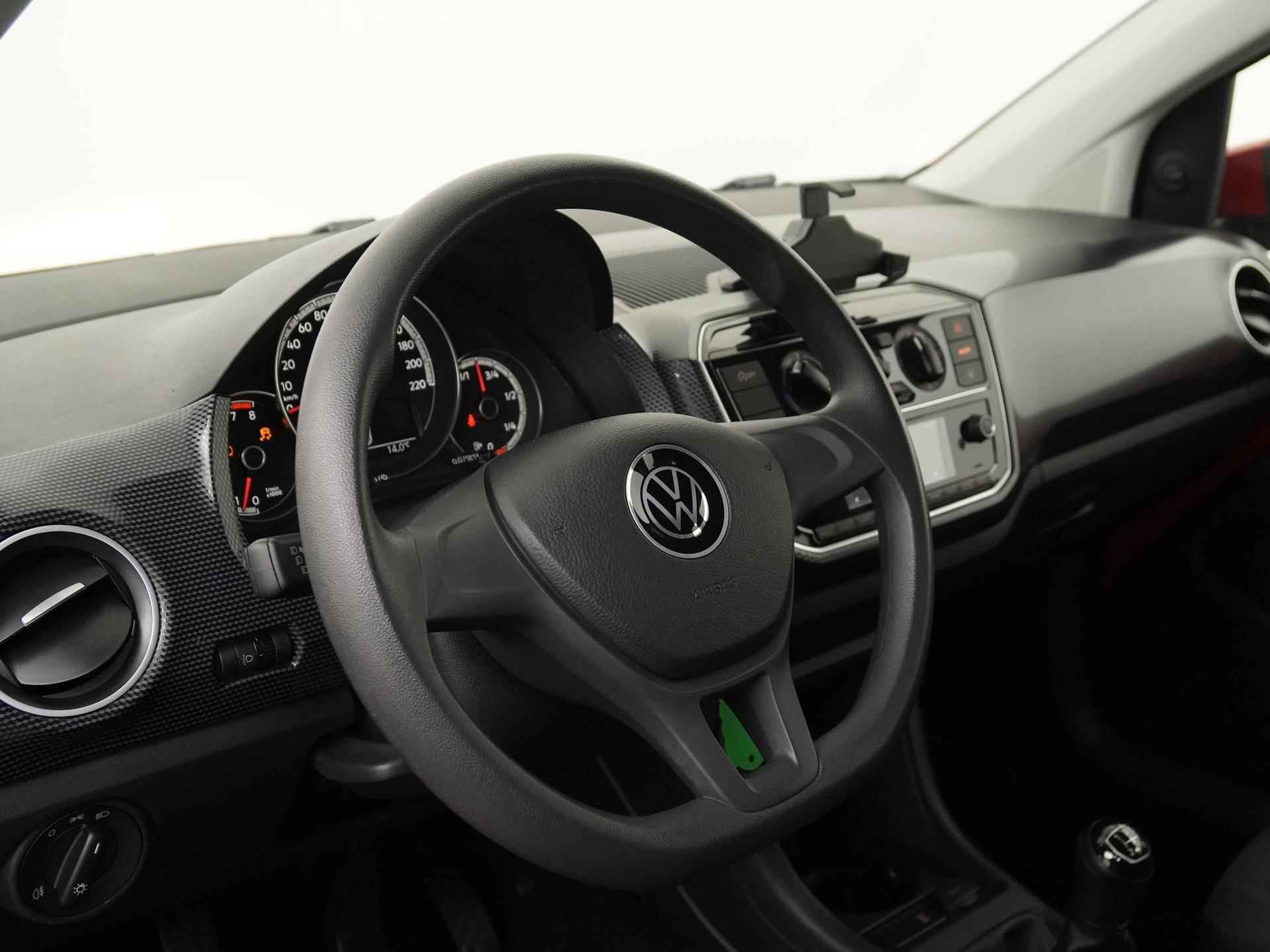 Volkswagen up! 1.0 BMT move up! | Airco | Bluetooth | Zondag Open! - 26/29