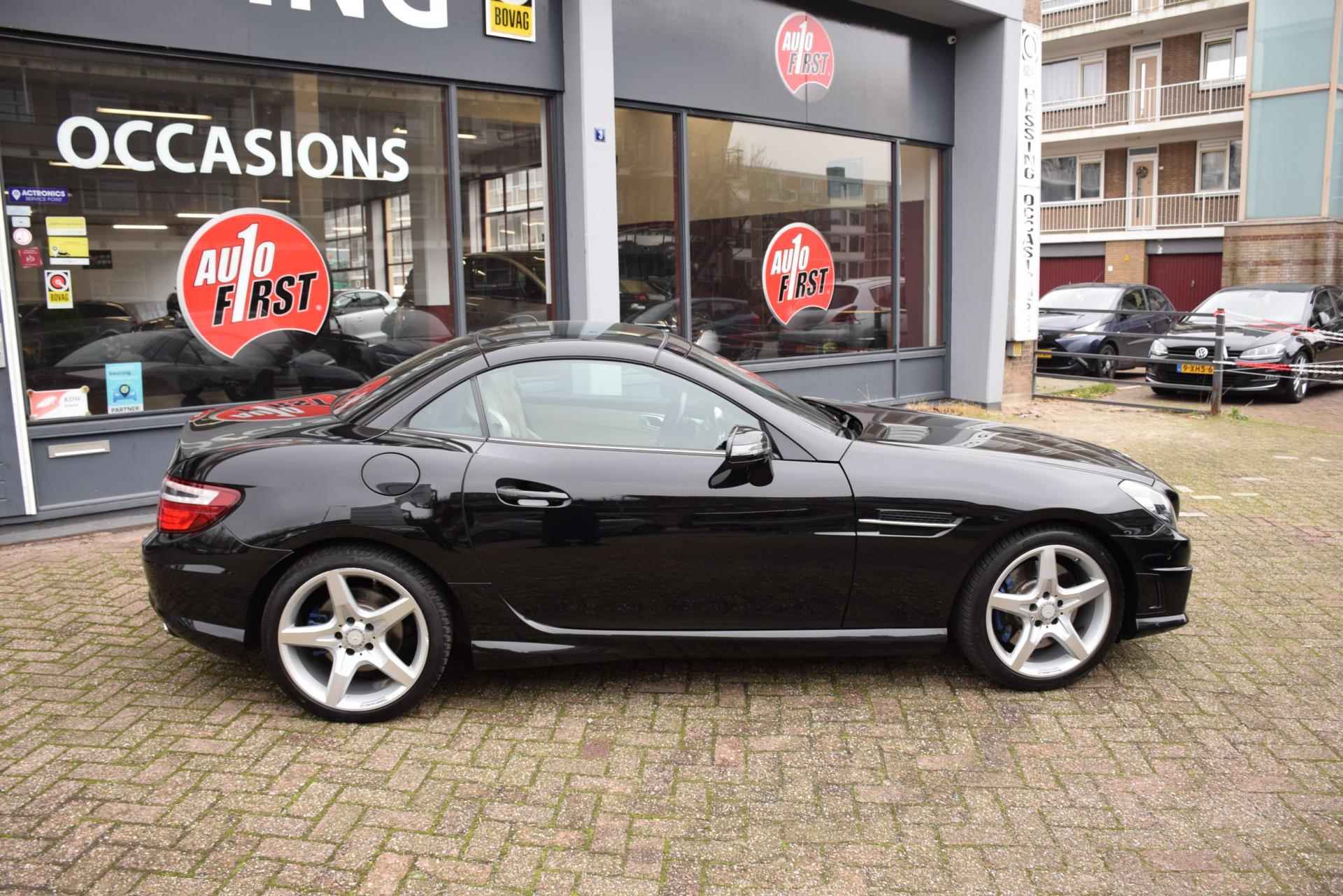 Mercedes-Benz SLK-klasse 200 CarbonLOOK Edition, Leer, Sportstoelen, Glazen dak, Stoel verwarming , Xenon, PDC , AMG Pakket, - 10/57