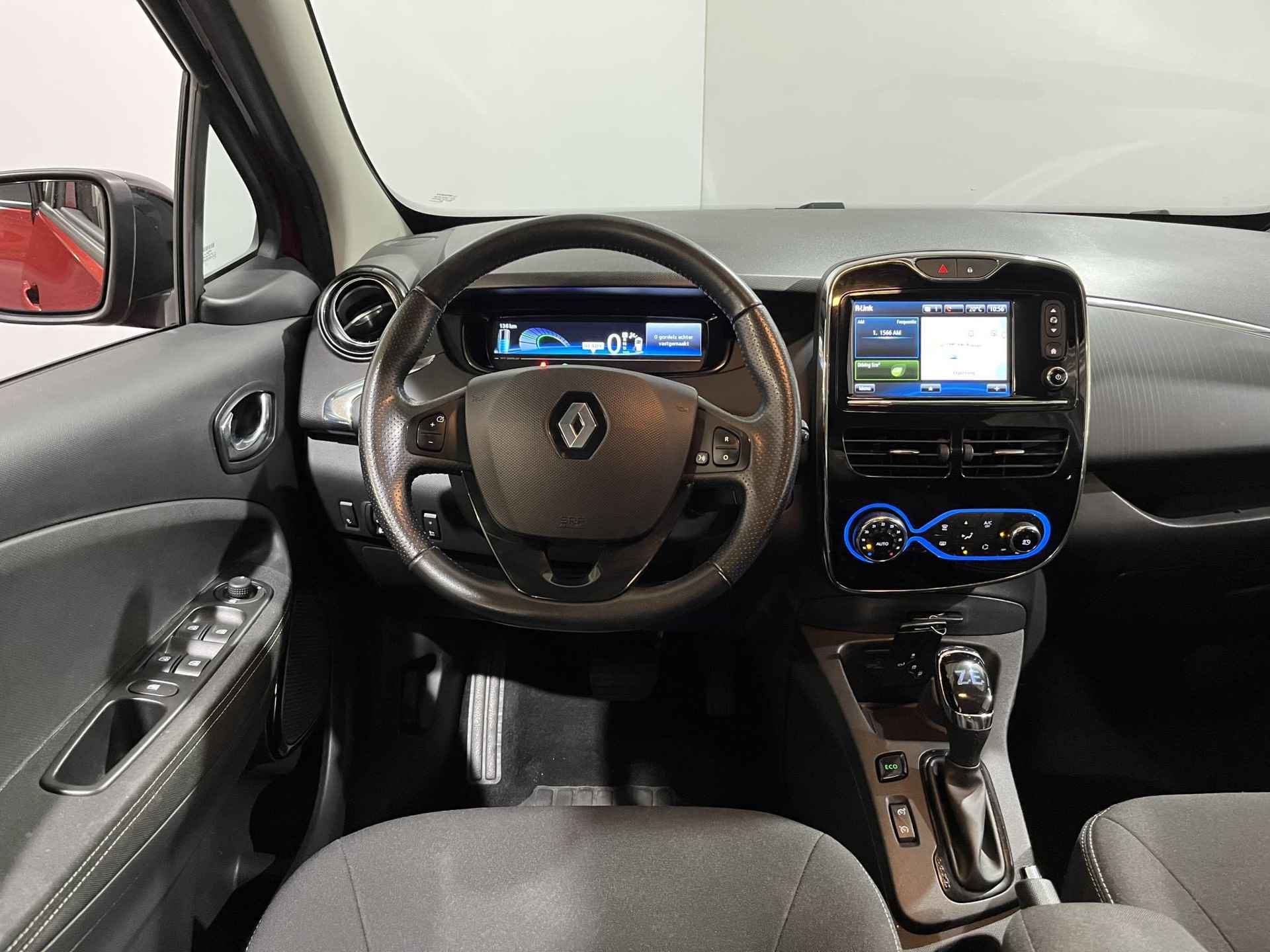 Renault ZOE R90 Intens 41 kWh (ex Accu) Automaat | Subsidie Mogelijkheid | Lichtmetalen Velgen | Privacy Glass | Climate Control | Cruise Control | Licht & Regen Sensor | - 26/30