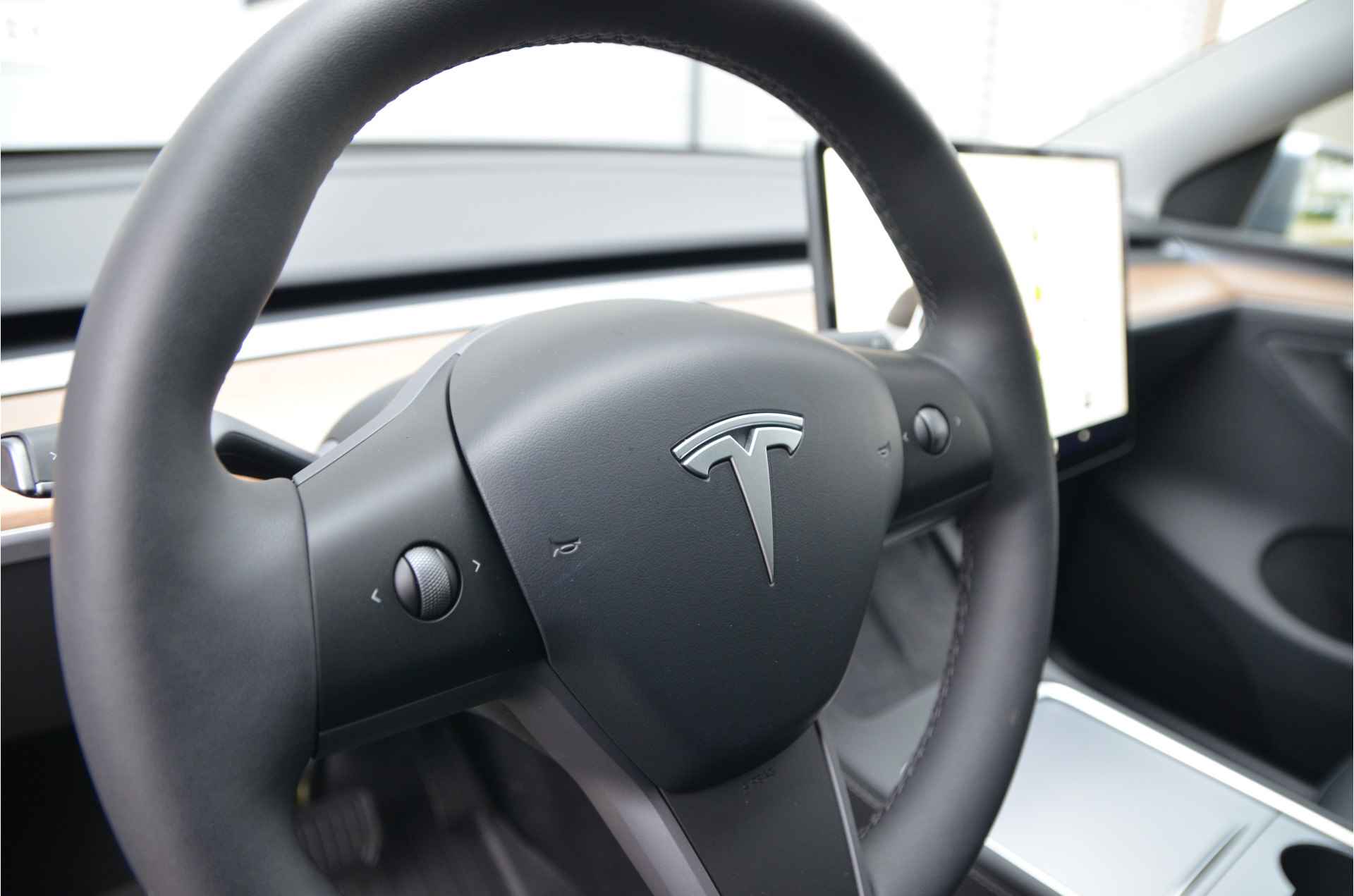 Tesla Model Y Long Range AWD 75 kWh Trekhaak, 20" velgen, AutoPilot - 15/35