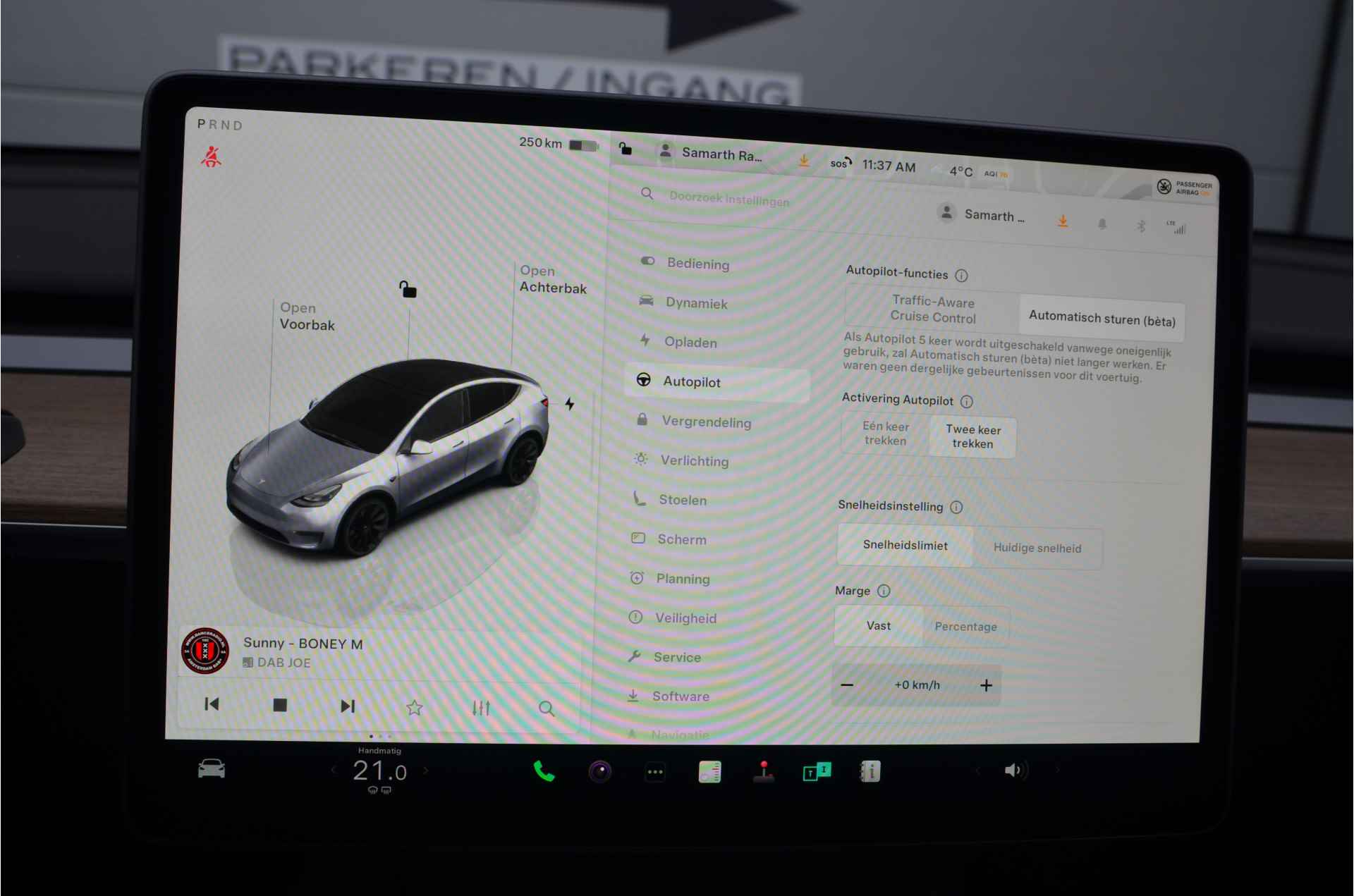 Tesla Model Y Long Range AWD 75 kWh Trekhaak, 20" velgen, AutoPilot - 19/35