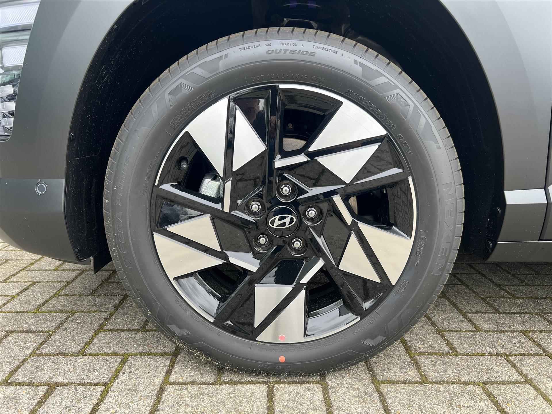 Hyundai Kona New 1.6 GDI HEV 141pk DCT Premium Sky - 13/47