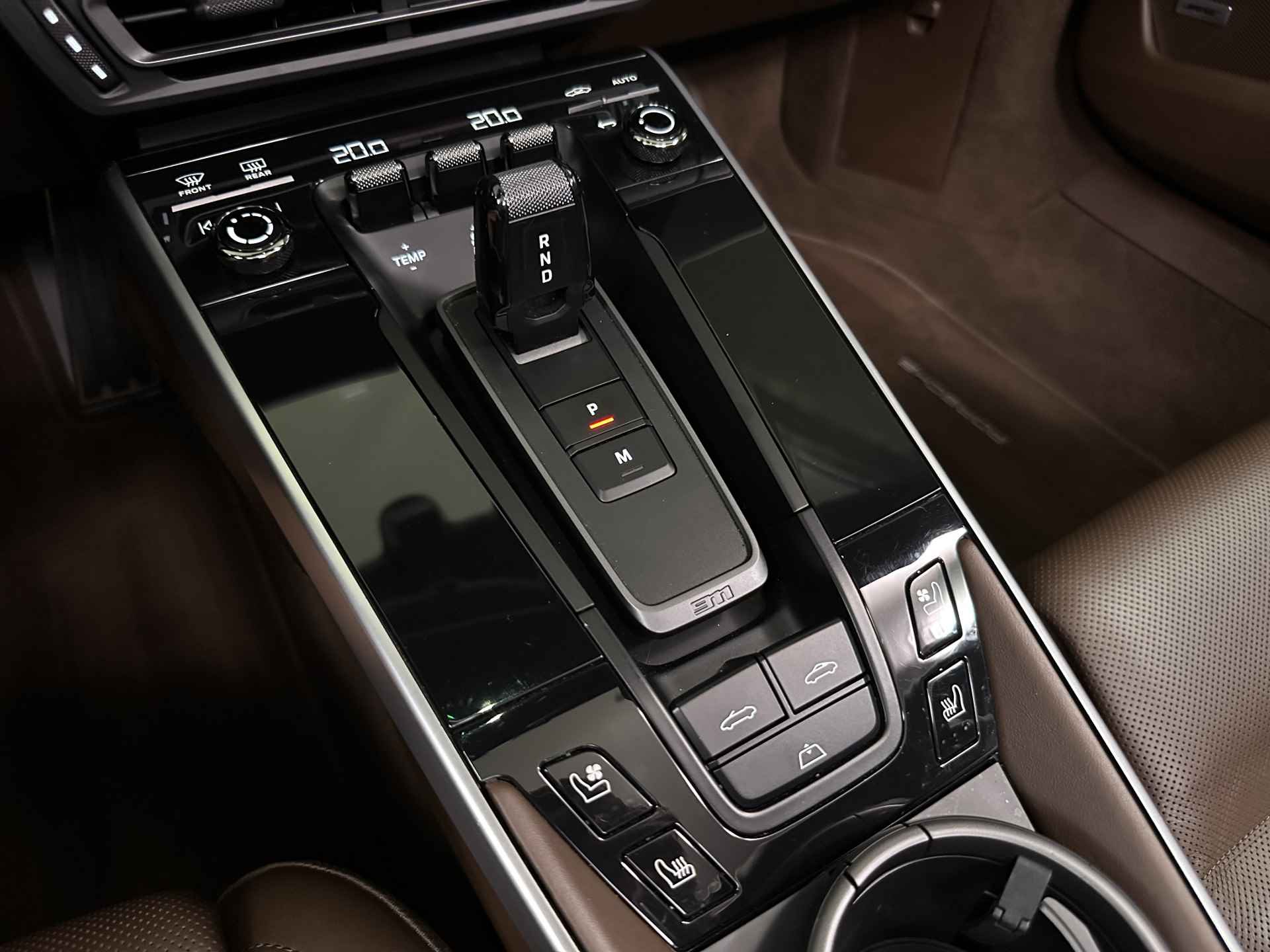 Porsche 911 Cabrio 3.0 Carrera S | 450pk | Sport Design | Sportchrono | Sportuitlaat | PDLS + | Adaptive Cruise | Stoelventilatie | Apple Carplay | Camera | - 6/52