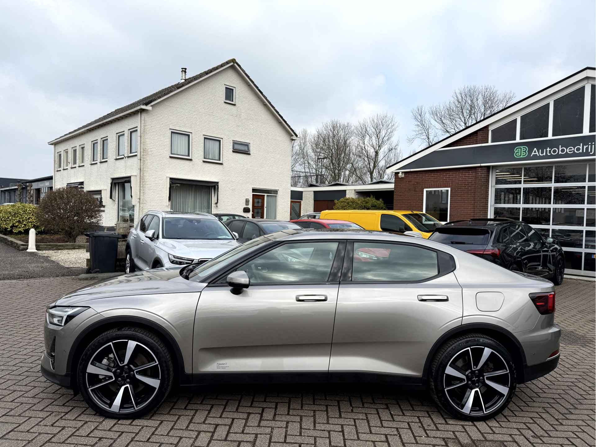 Polestar 2 Long Range Dual Motor Launch Edition 78kWh 20''Lmv, 360 Camera, Panoramadak - 2/31